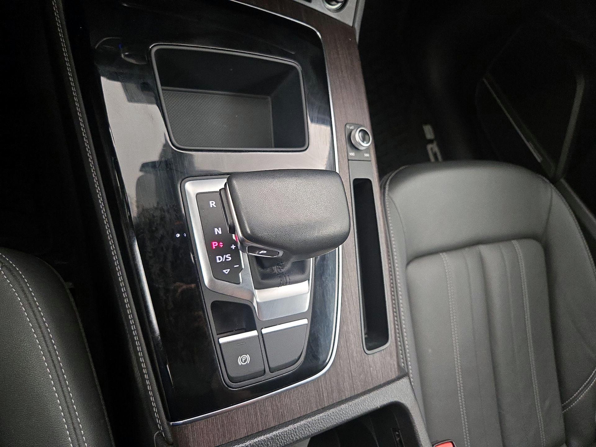 Thumbnail: 2021 Audi Q5 - 18