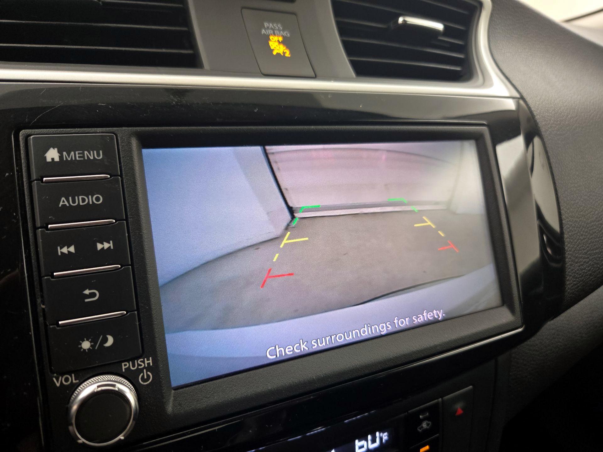 Thumbnail: 2019 Nissan Sentra - 13