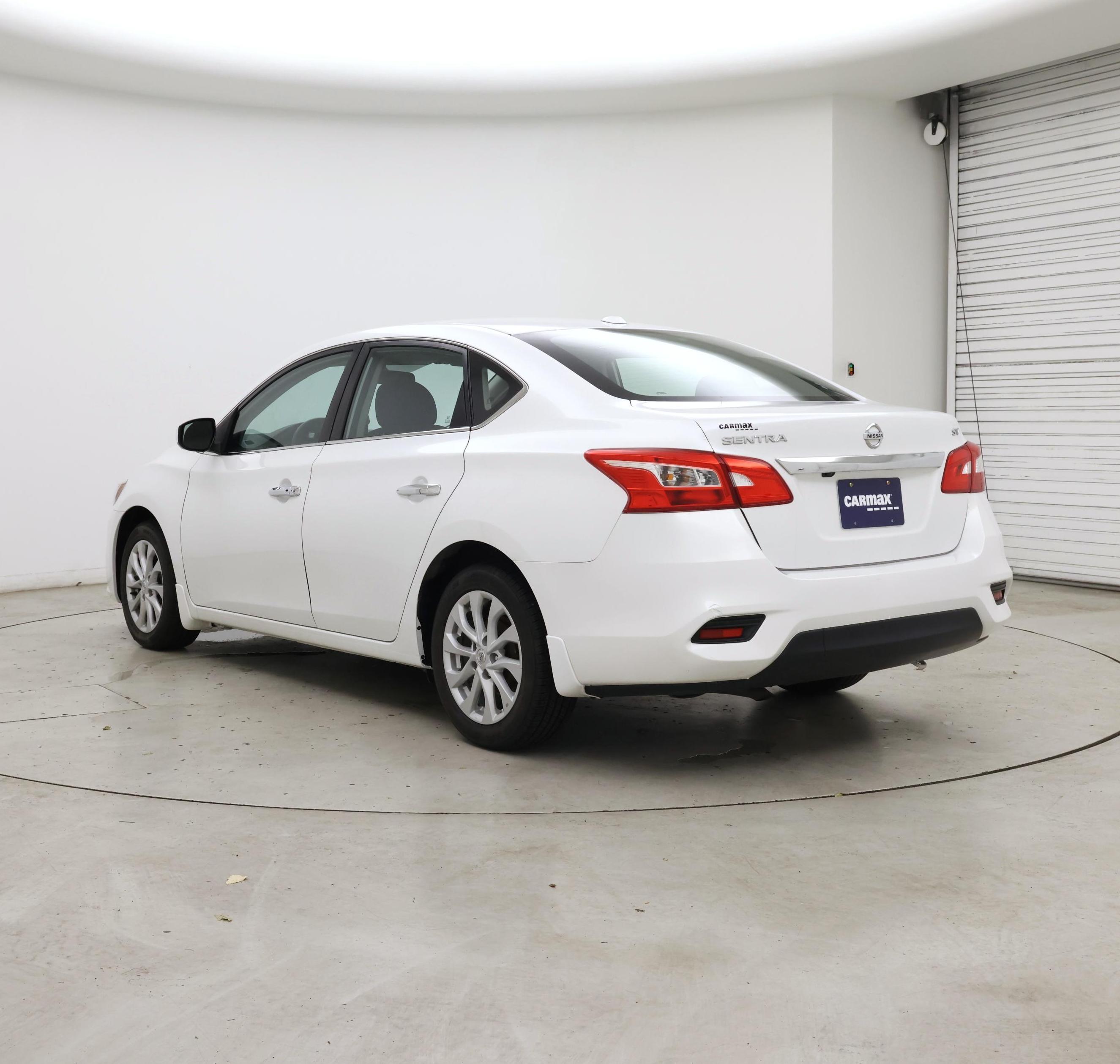 Thumbnail: 2019 Nissan Sentra - 2