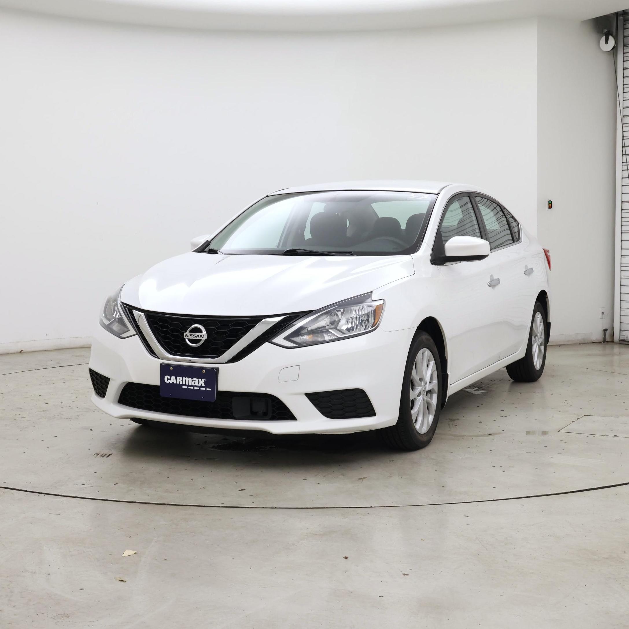 Thumbnail: 2019 Nissan Sentra - 4