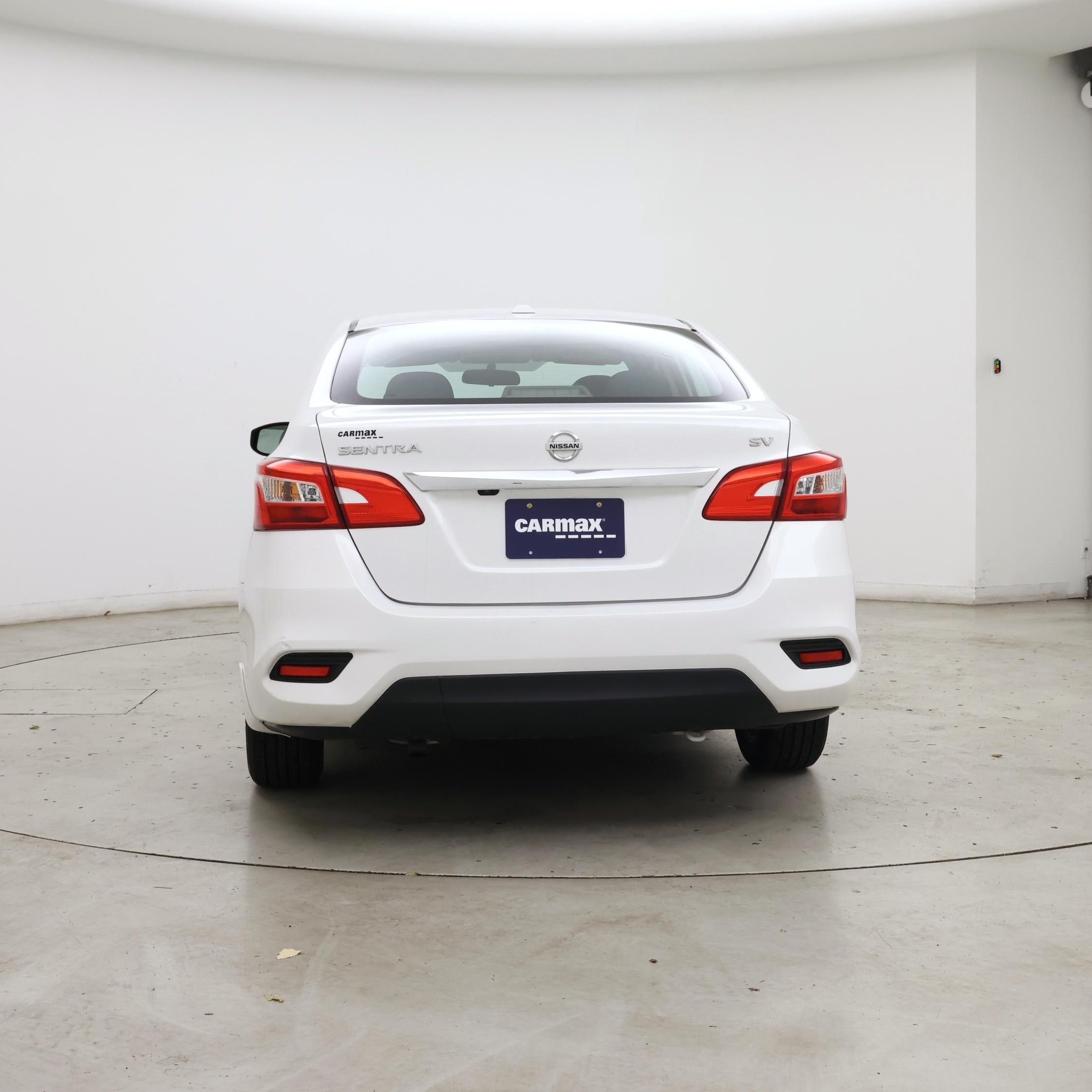 Thumbnail: 2019 Nissan Sentra - 6