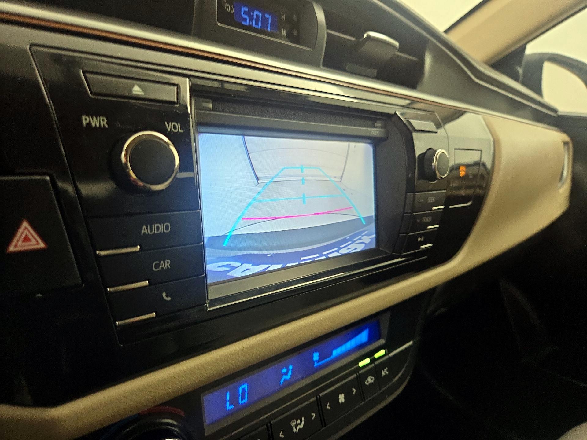 Thumbnail: 2016 Toyota Corolla - 14