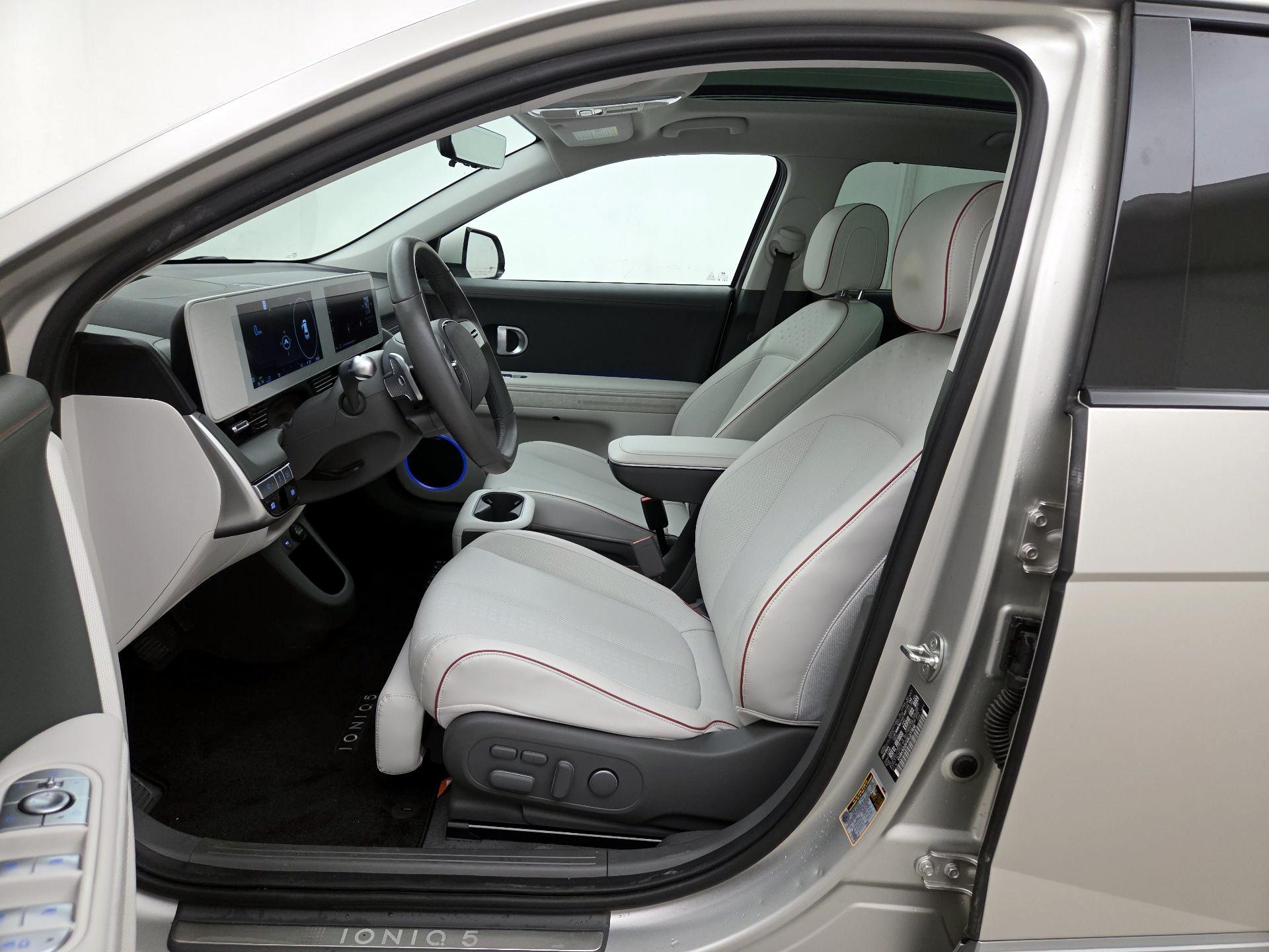 Thumbnail: 2024 Hyundai Ioniq 5 - 11