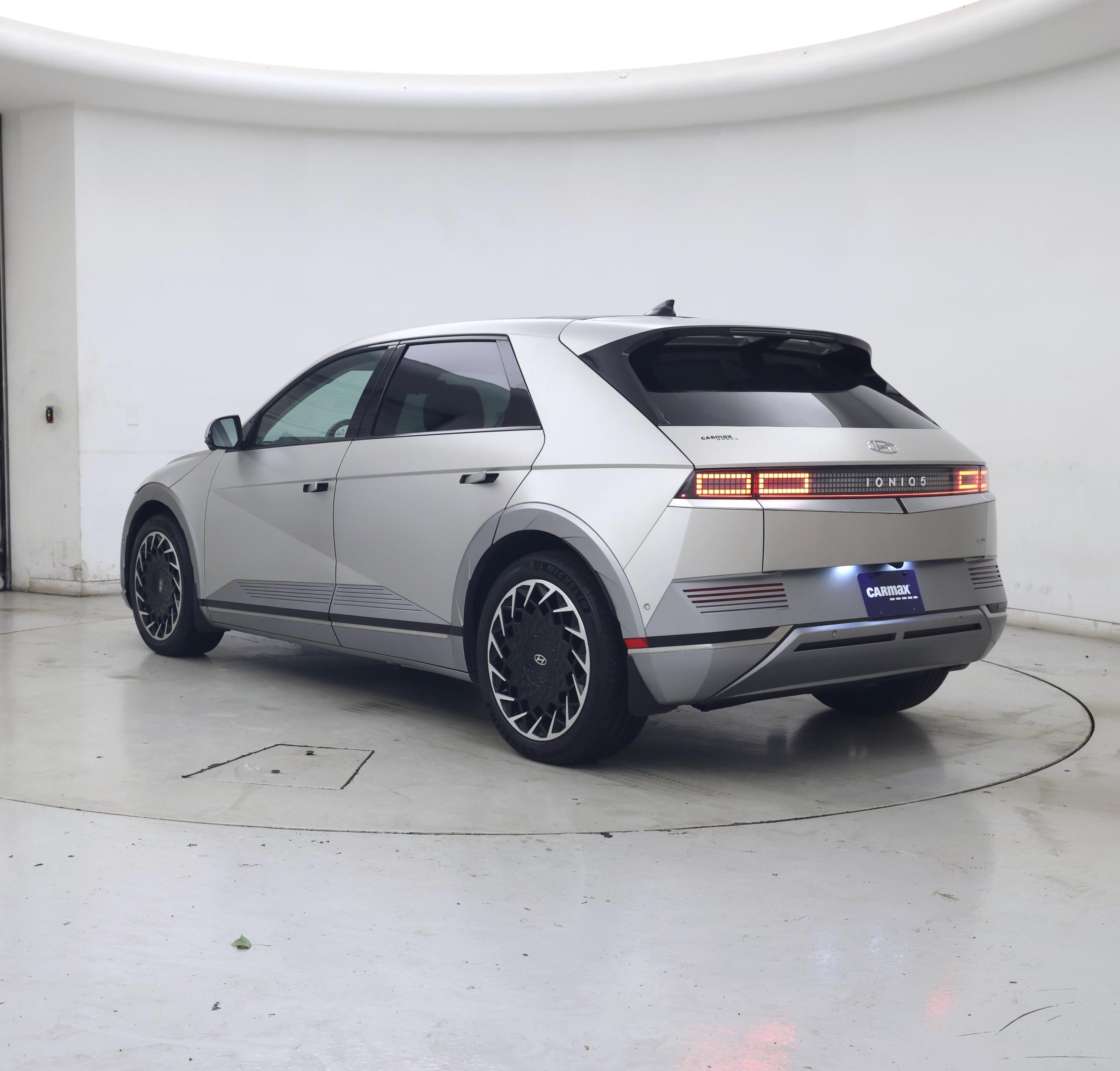 Thumbnail: 2024 Hyundai Ioniq 5 - 2
