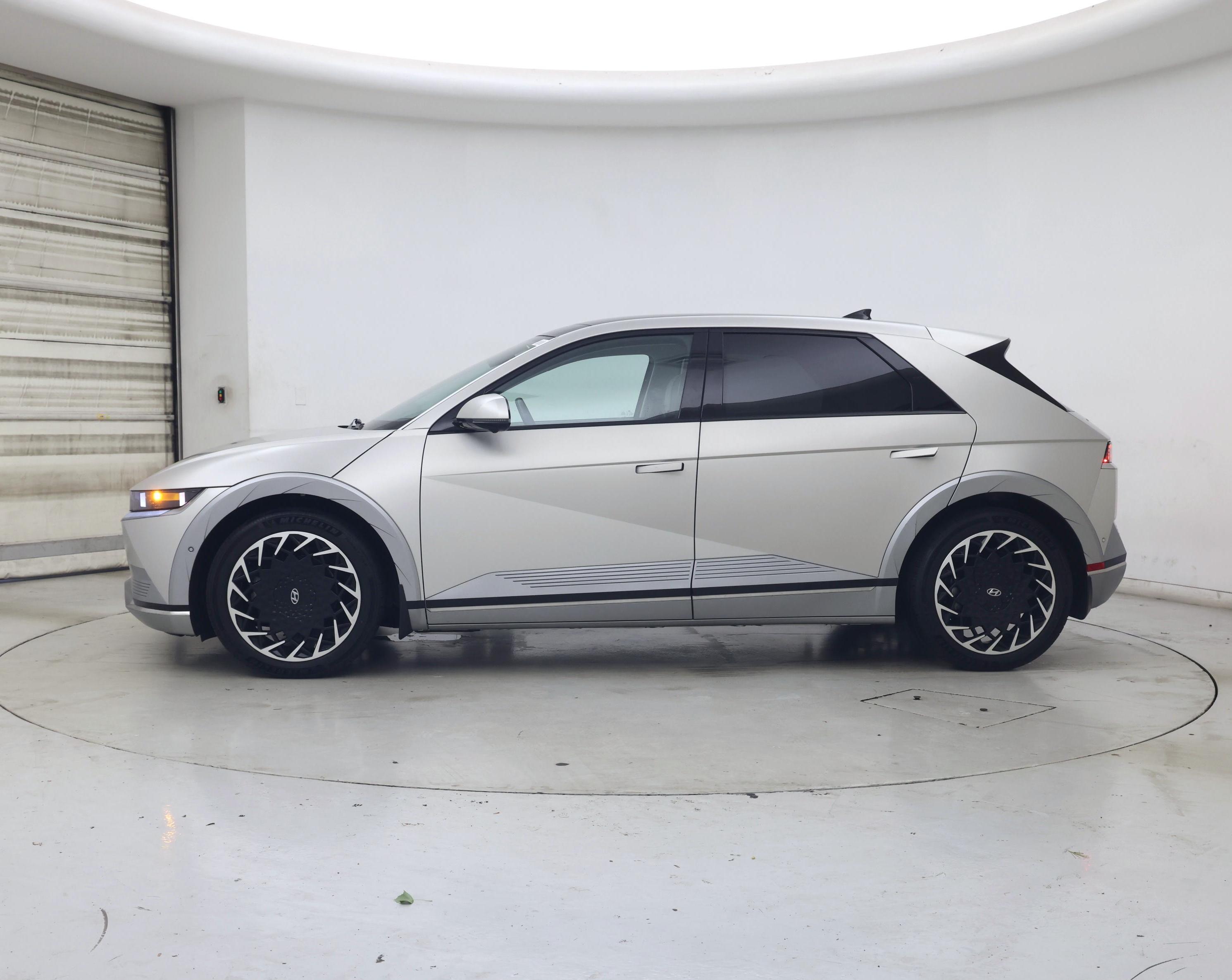 Thumbnail: 2024 Hyundai Ioniq 5 - 3