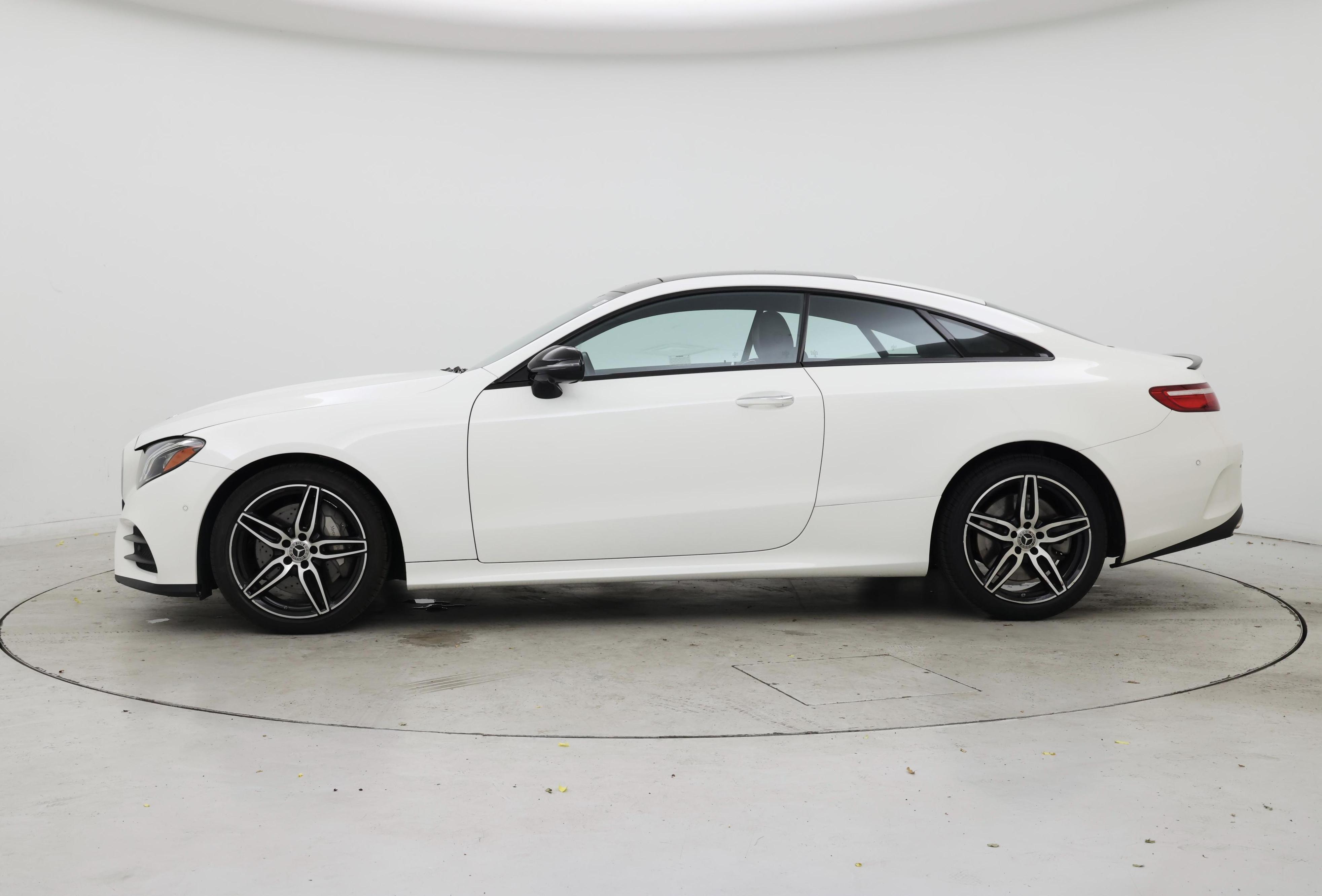 Thumbnail: 2020 Mercedes-Benz E-Class - 3