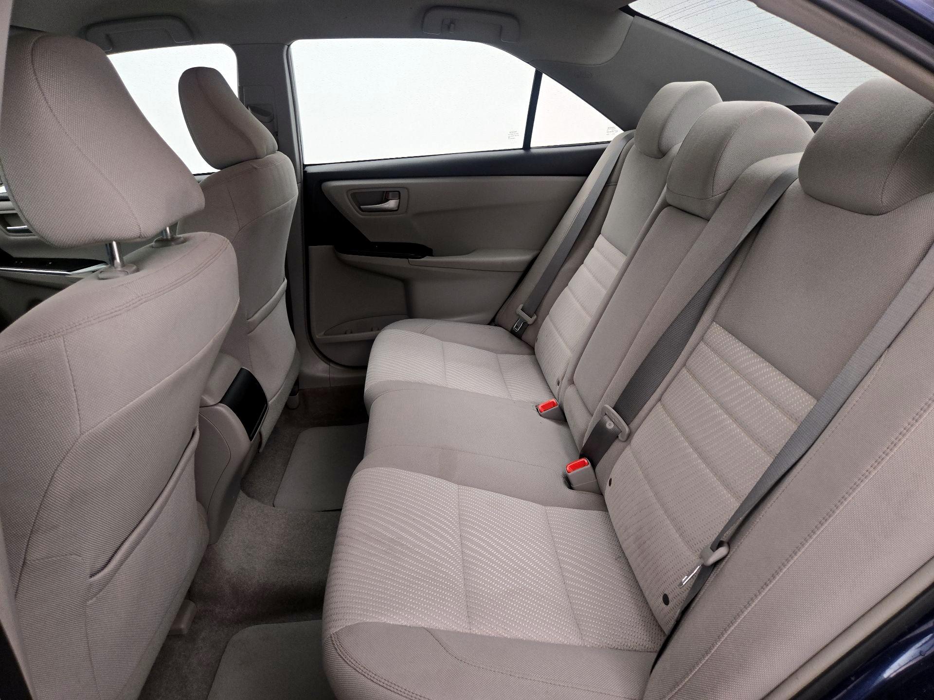 Thumbnail: 2017 Toyota Camry - 19