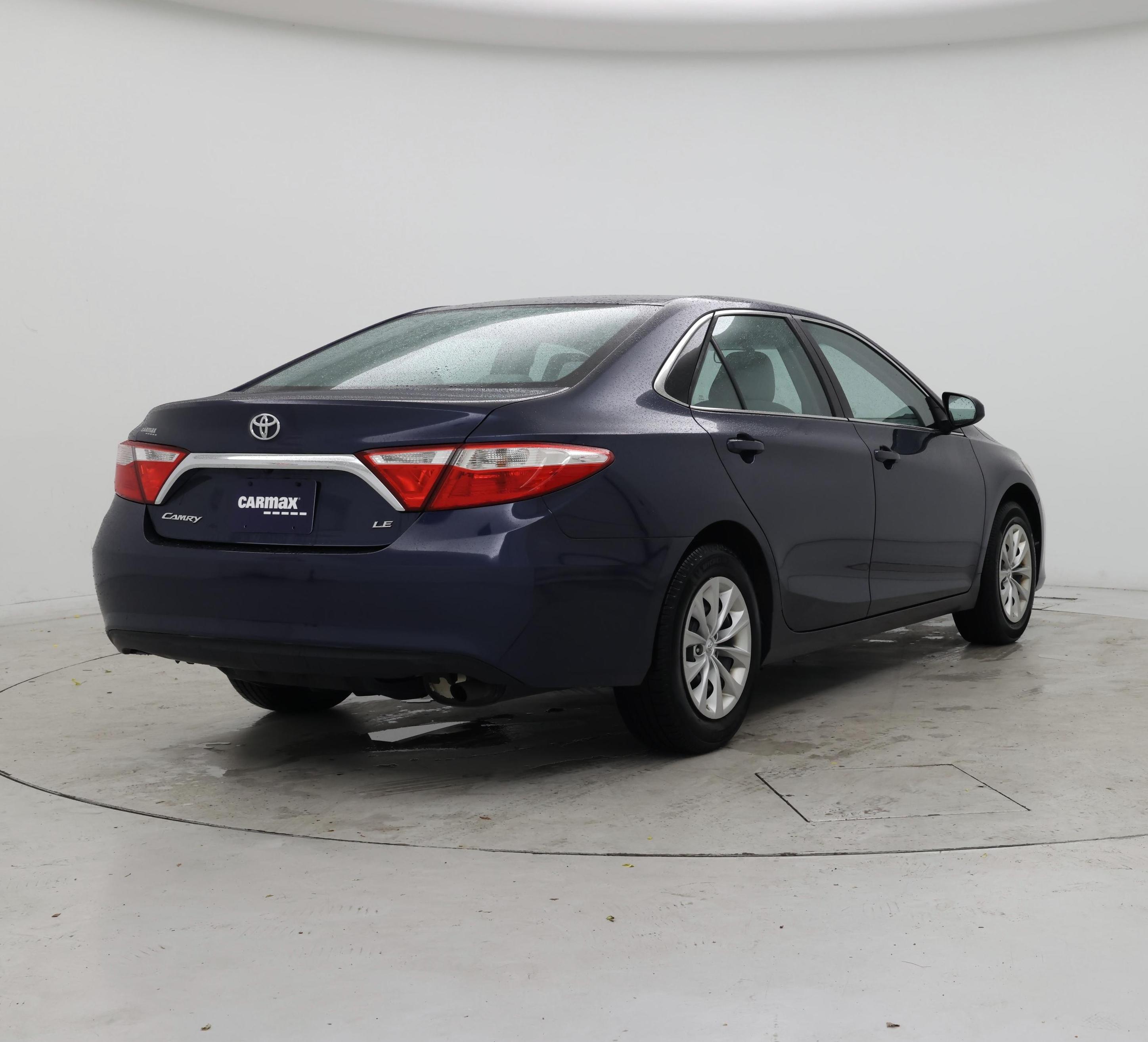Thumbnail: 2017 Toyota Camry - 8