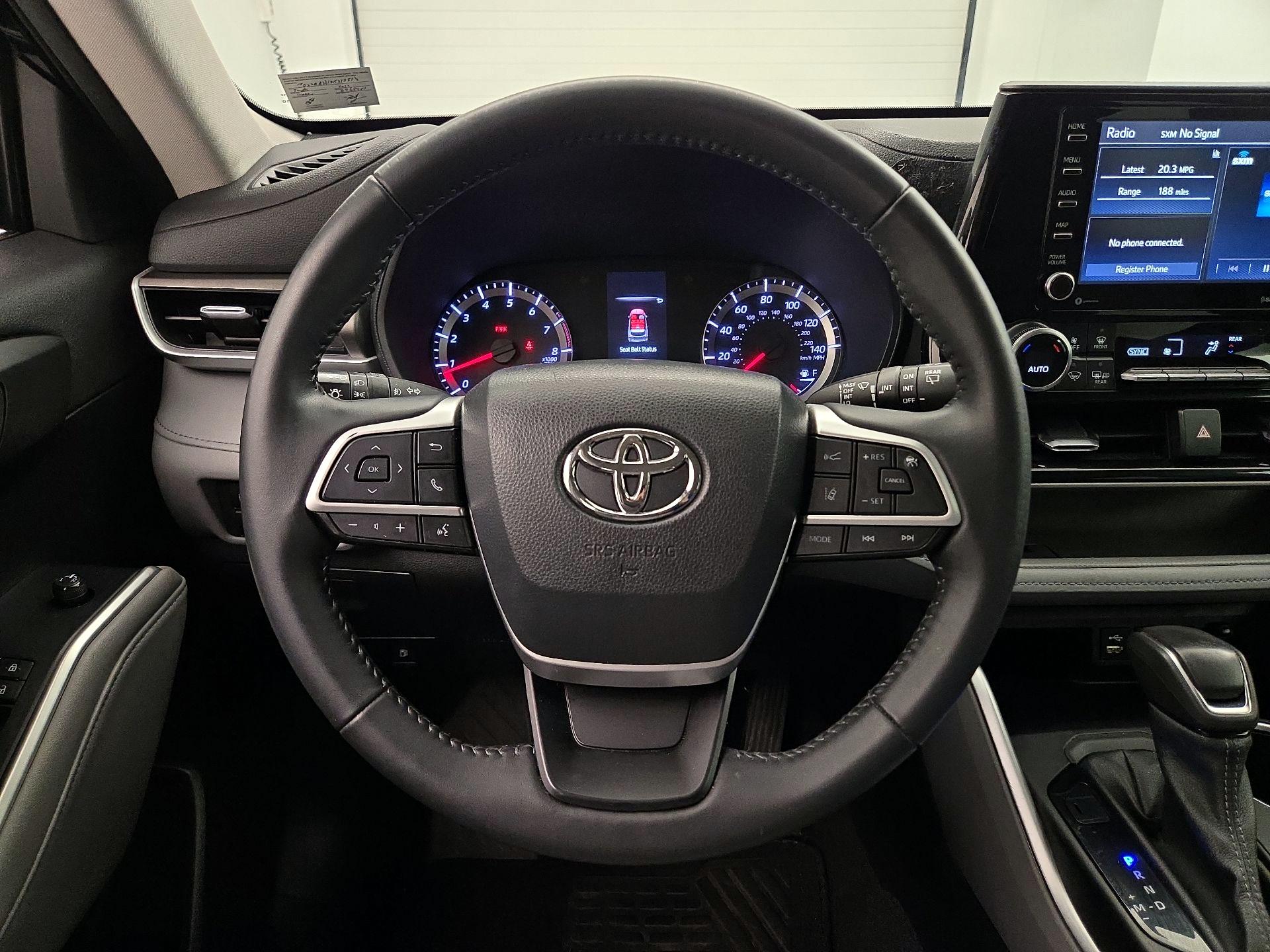 Thumbnail: 2022 Toyota Highlander - 10