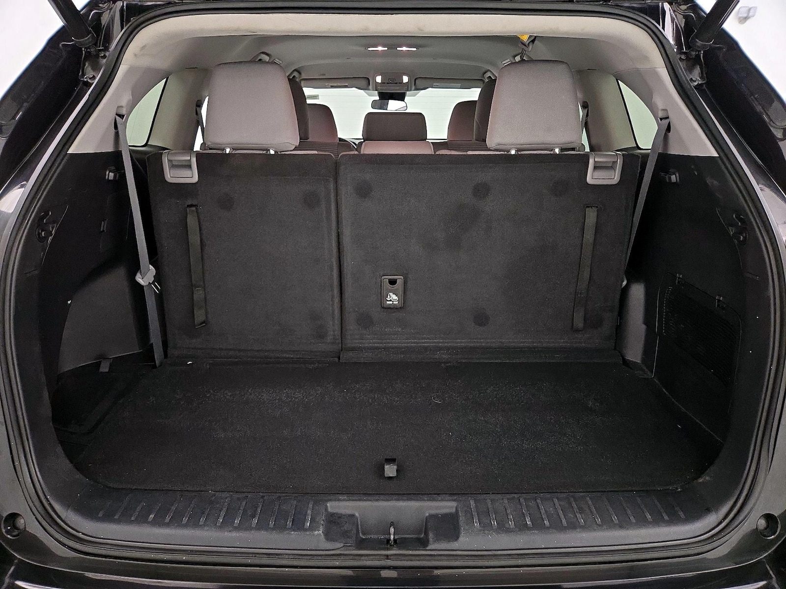 2022 Toyota Highlander LE - Photo 22