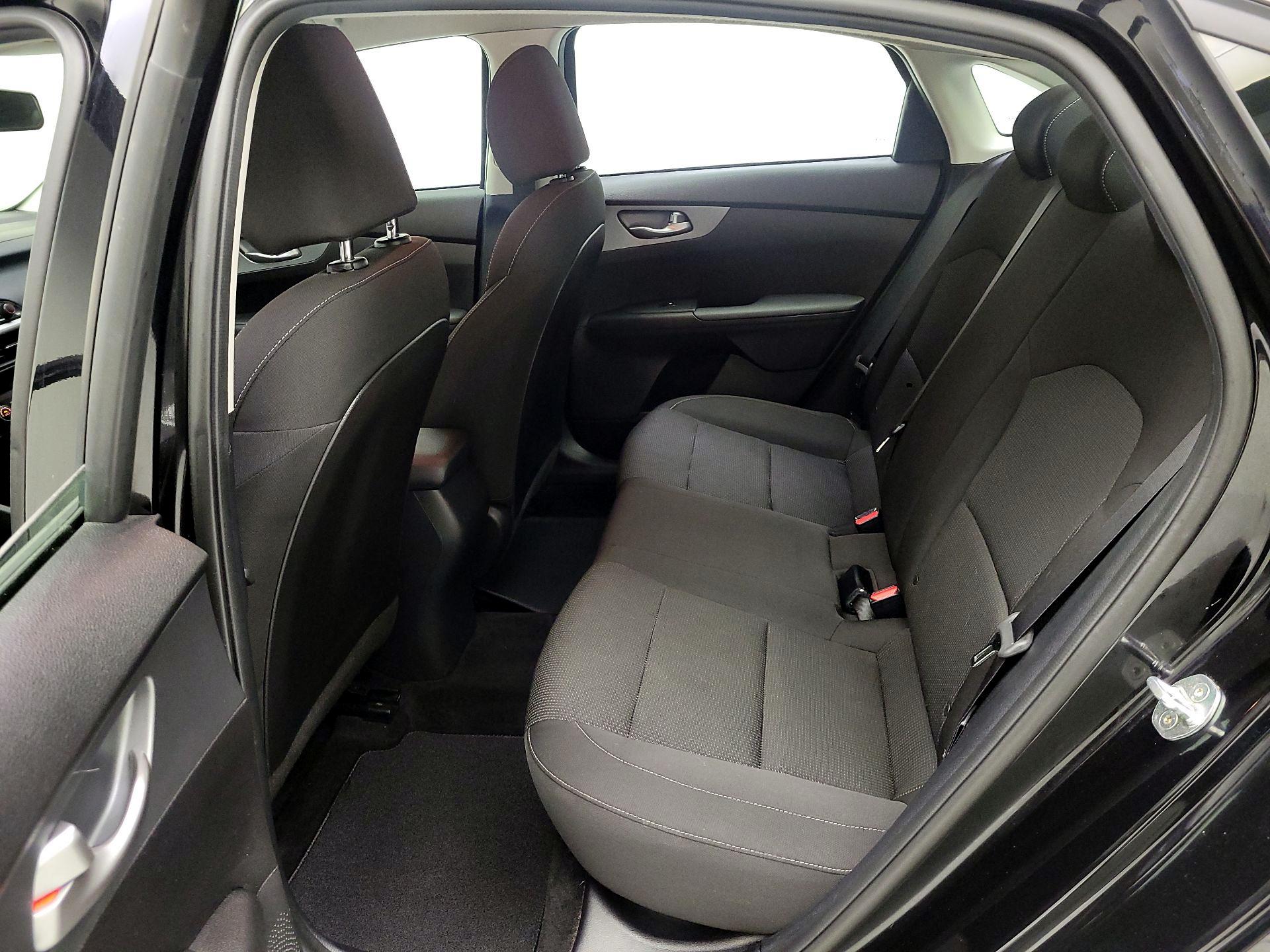 Thumbnail: 2021 Kia Forte - 19