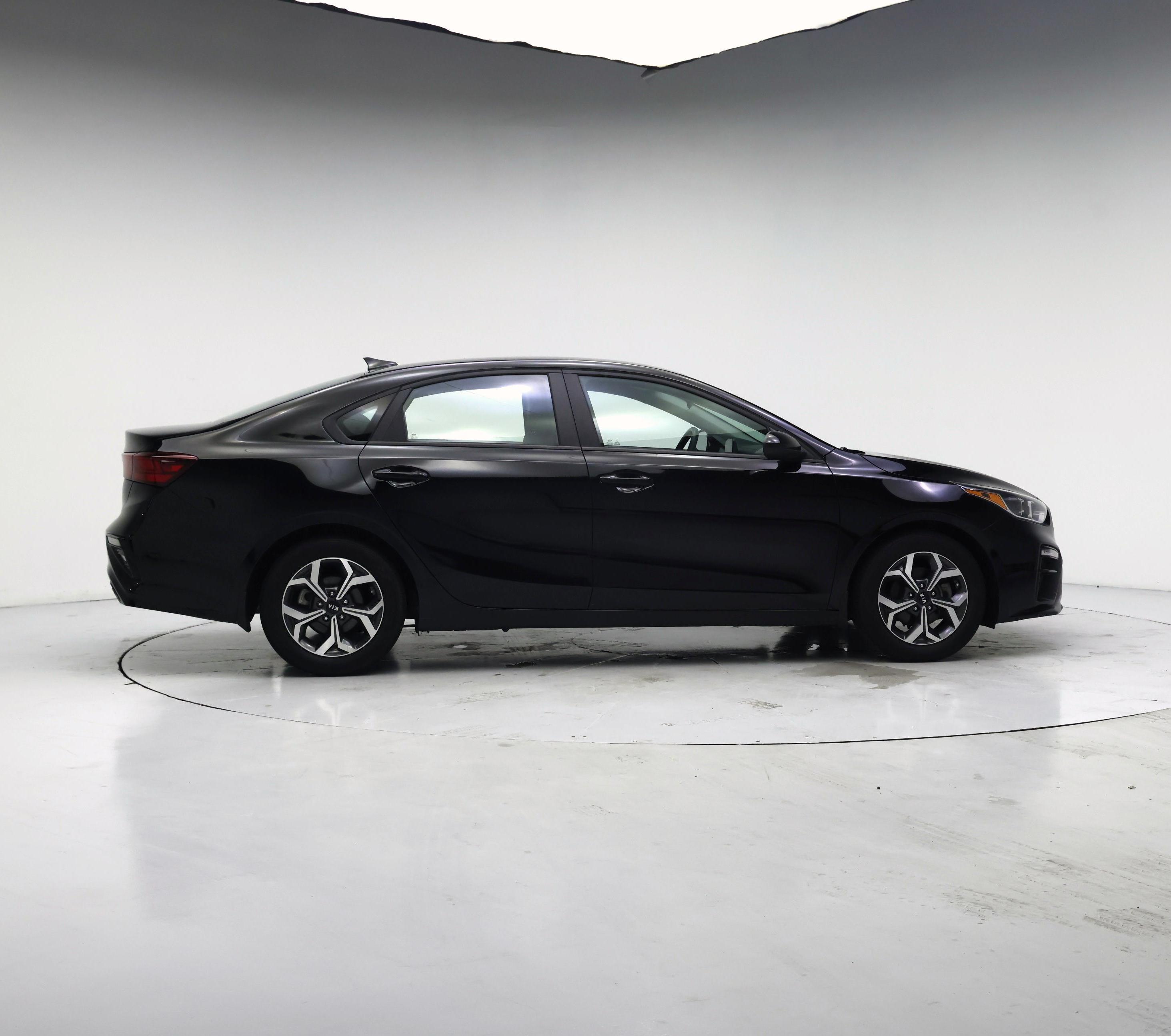 Thumbnail: 2021 Kia Forte - 7