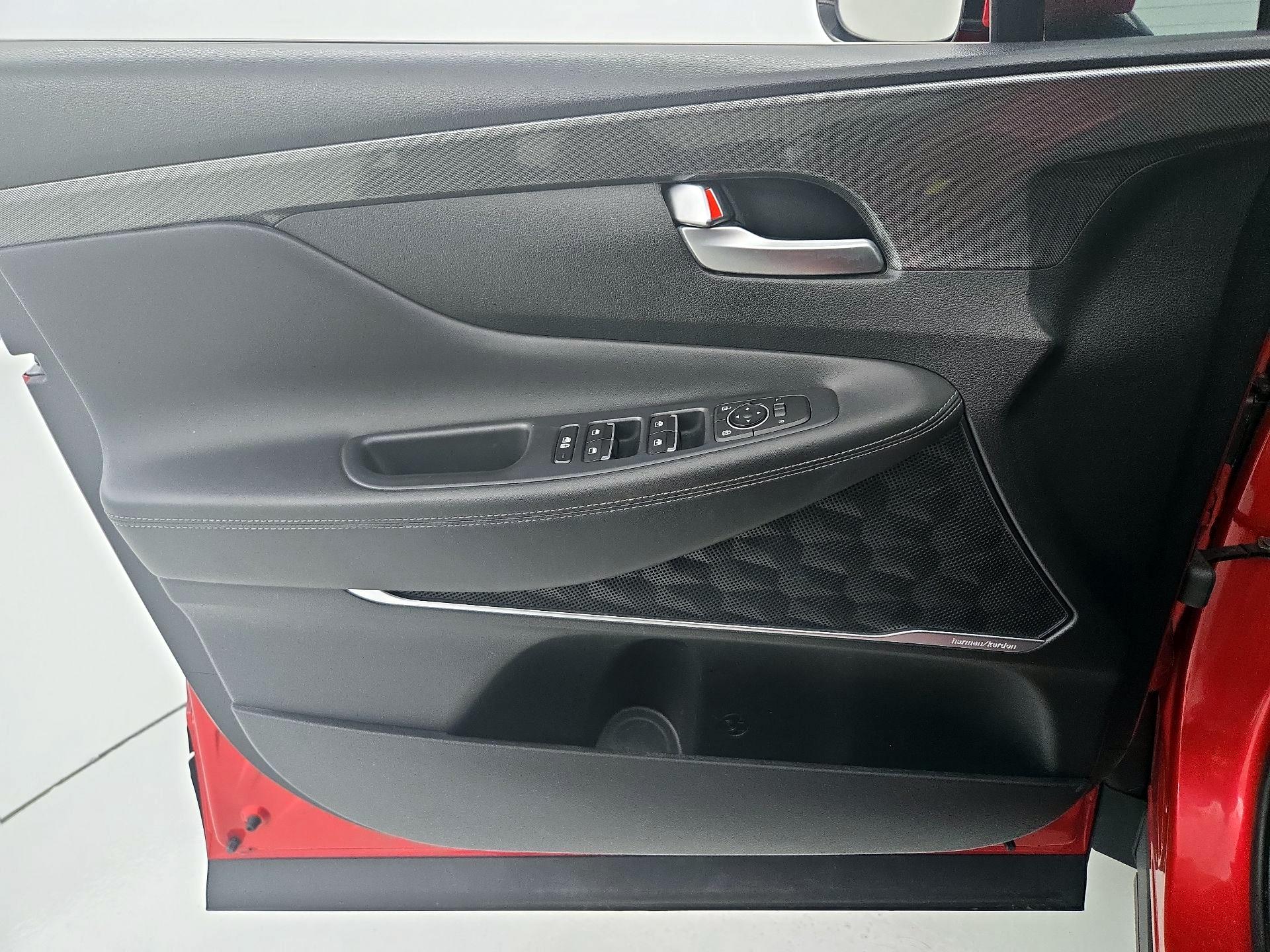 Thumbnail: 2022 Hyundai Santa Fe - 12
