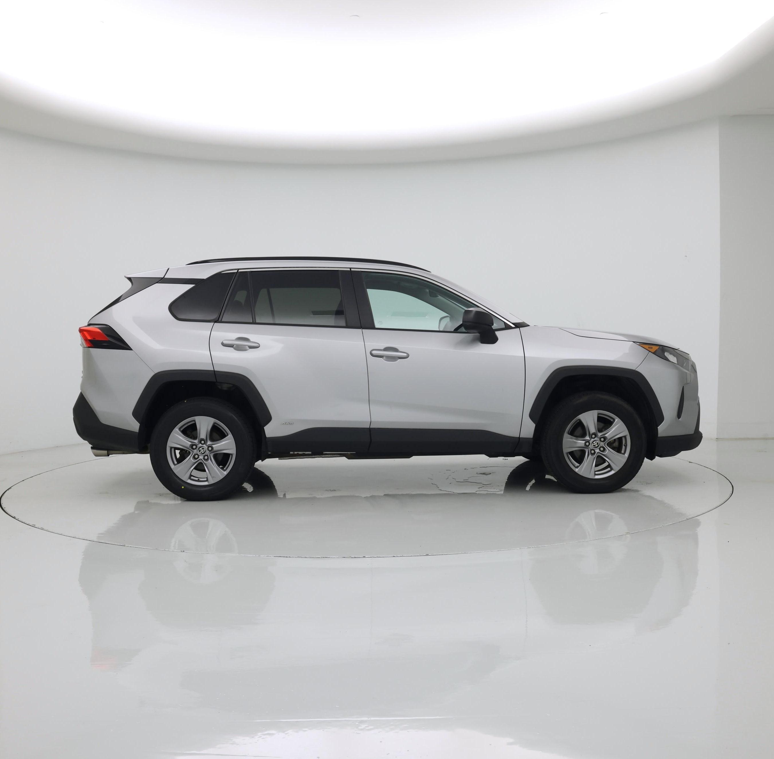 Thumbnail: 2022 Toyota RAV4 - 7
