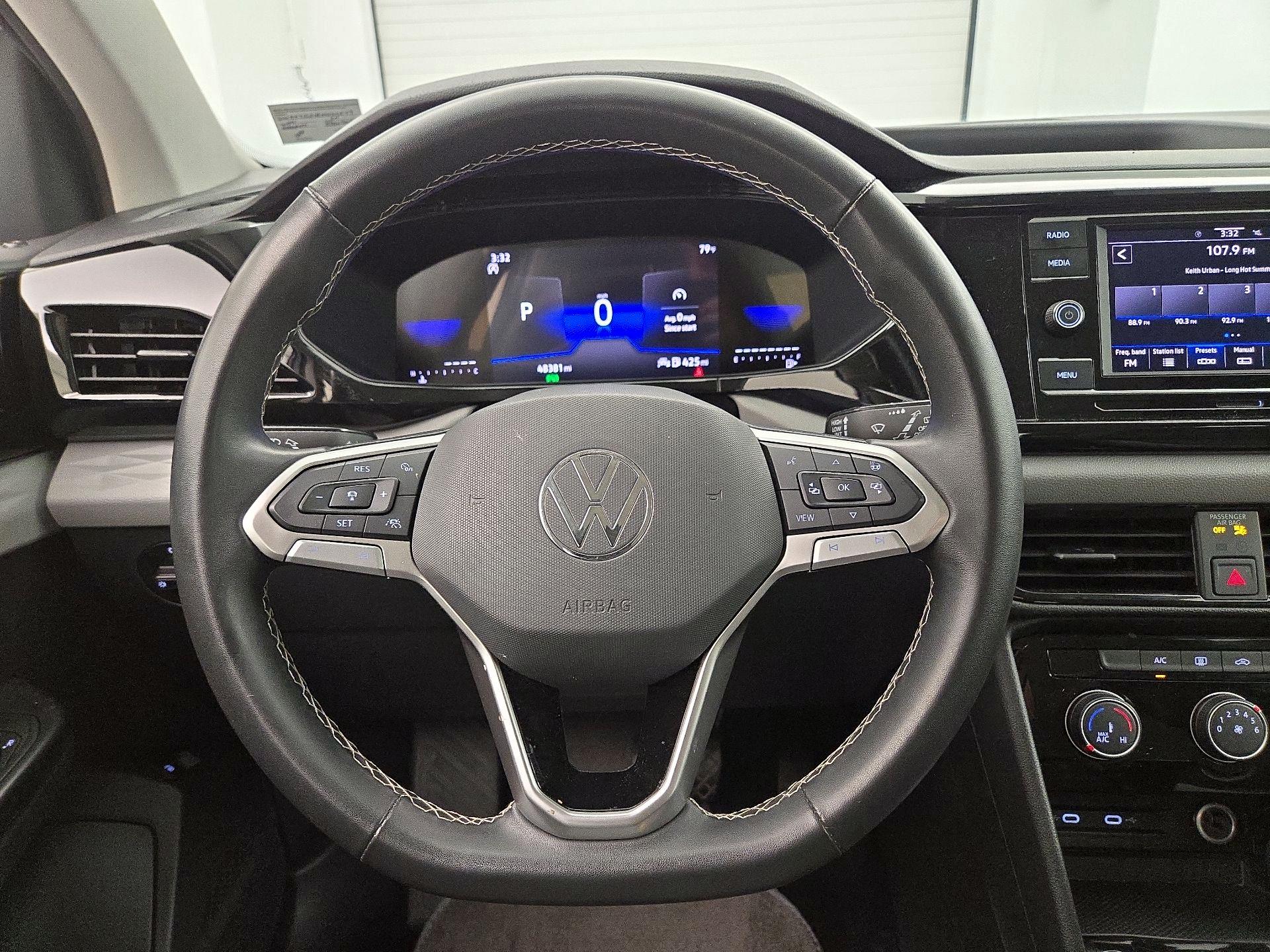 Thumbnail: 2024 Volkswagen Taos - 10