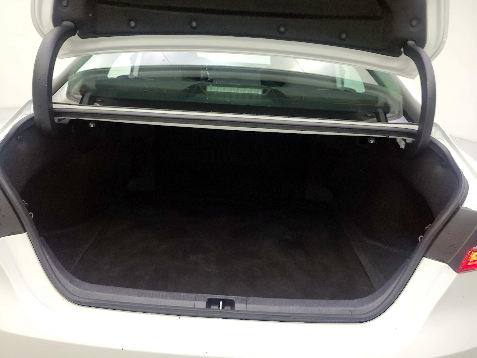 2023 Toyota Camry LE - Photo 22
