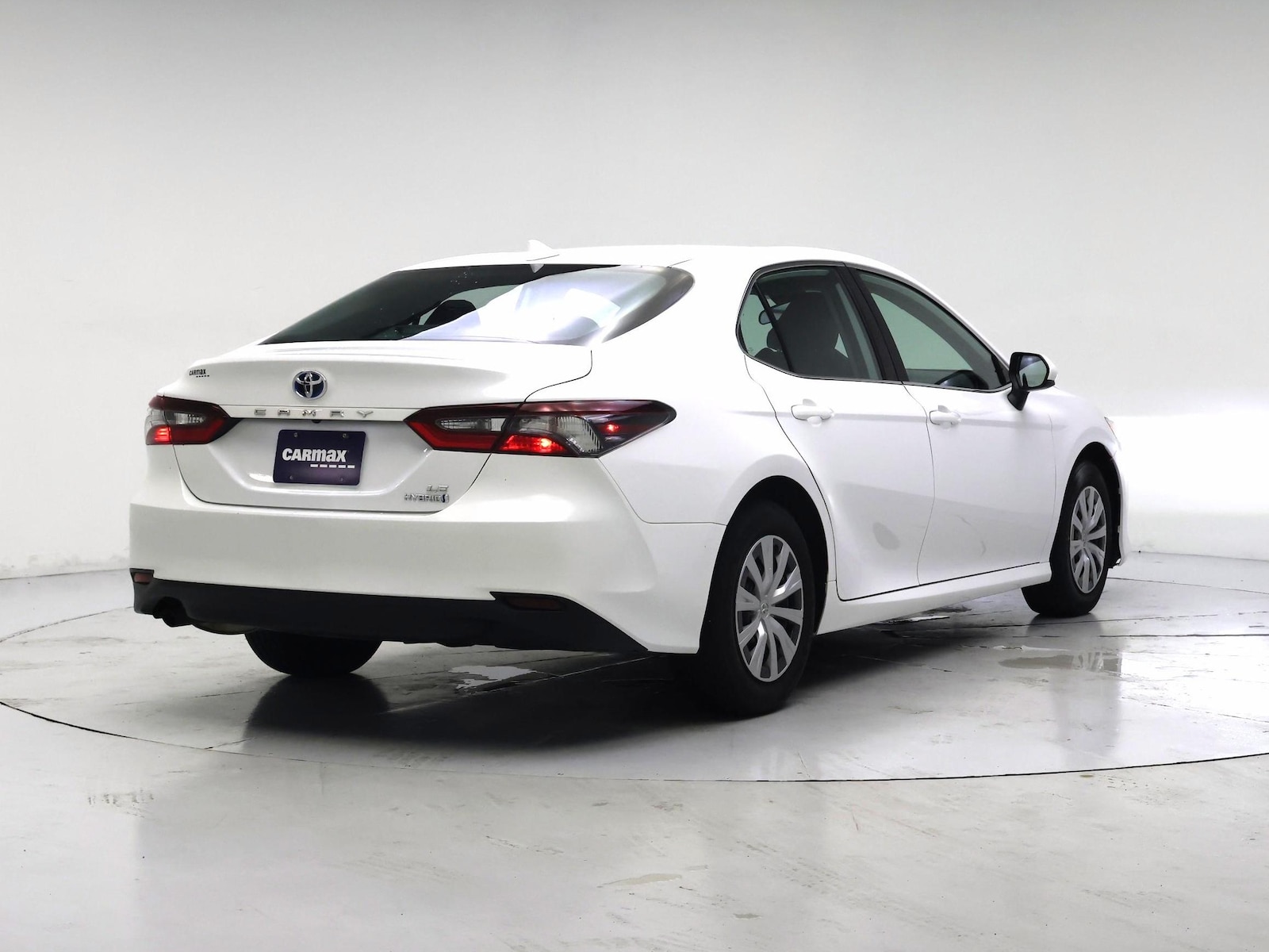2023 Toyota Camry LE - Photo 9