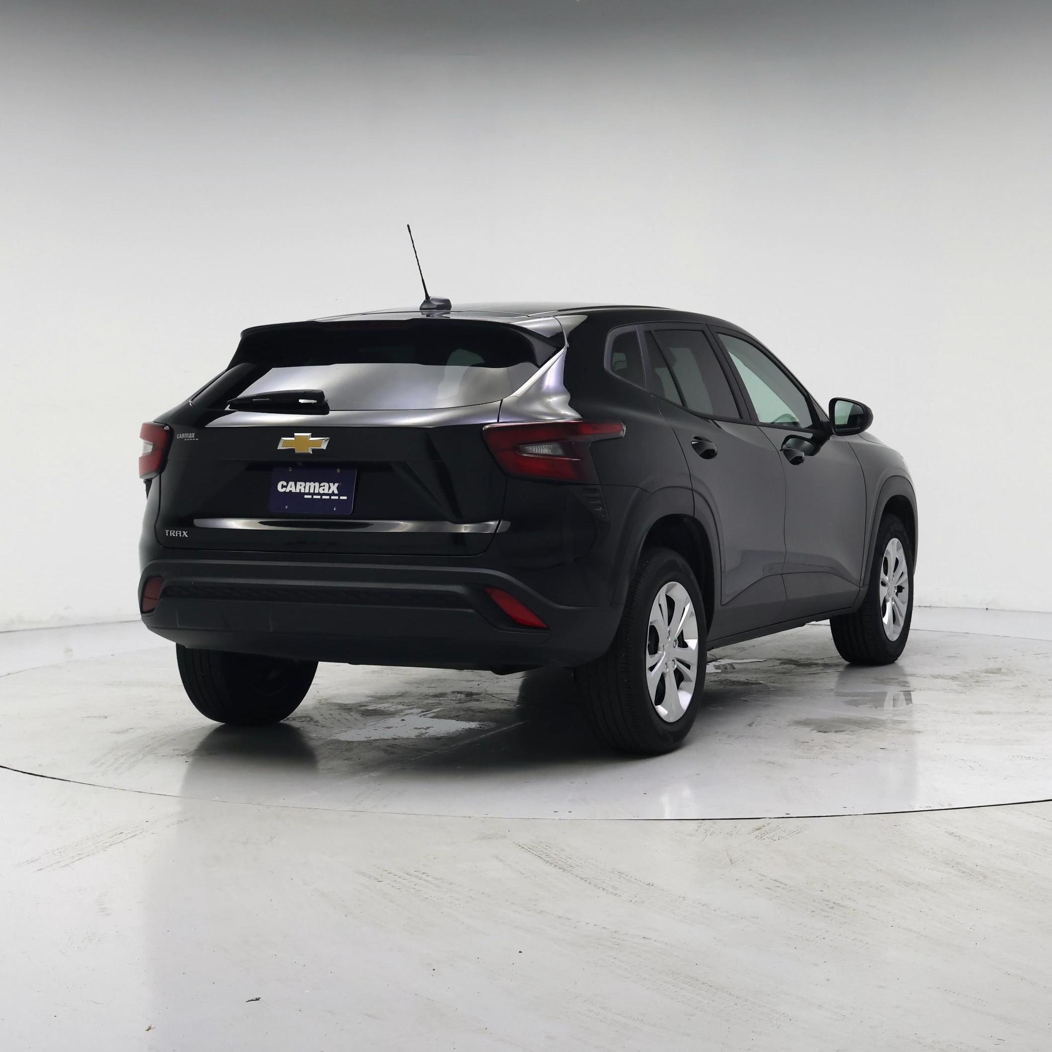 Thumbnail: 2024 Chevrolet Trax - 8