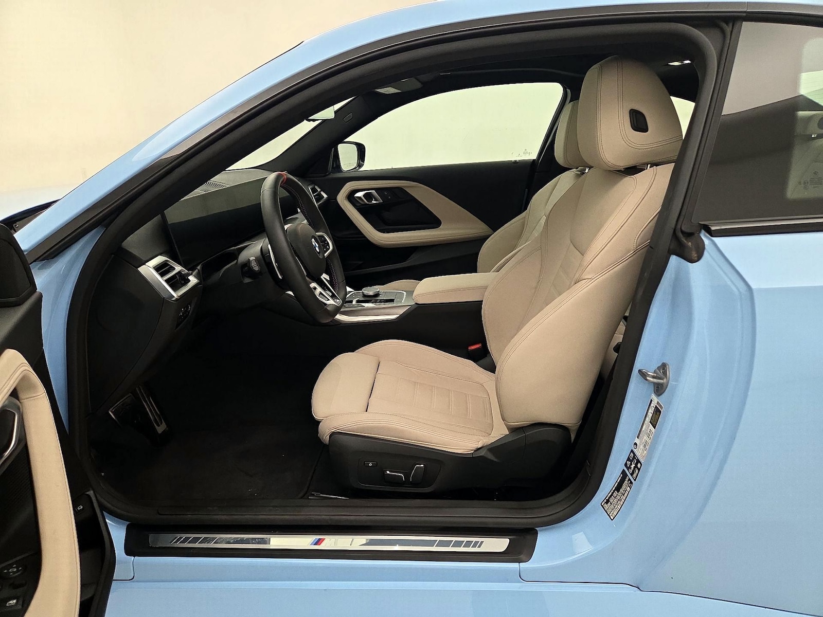 2025 BMW 2 Series M240i - Photo 12
