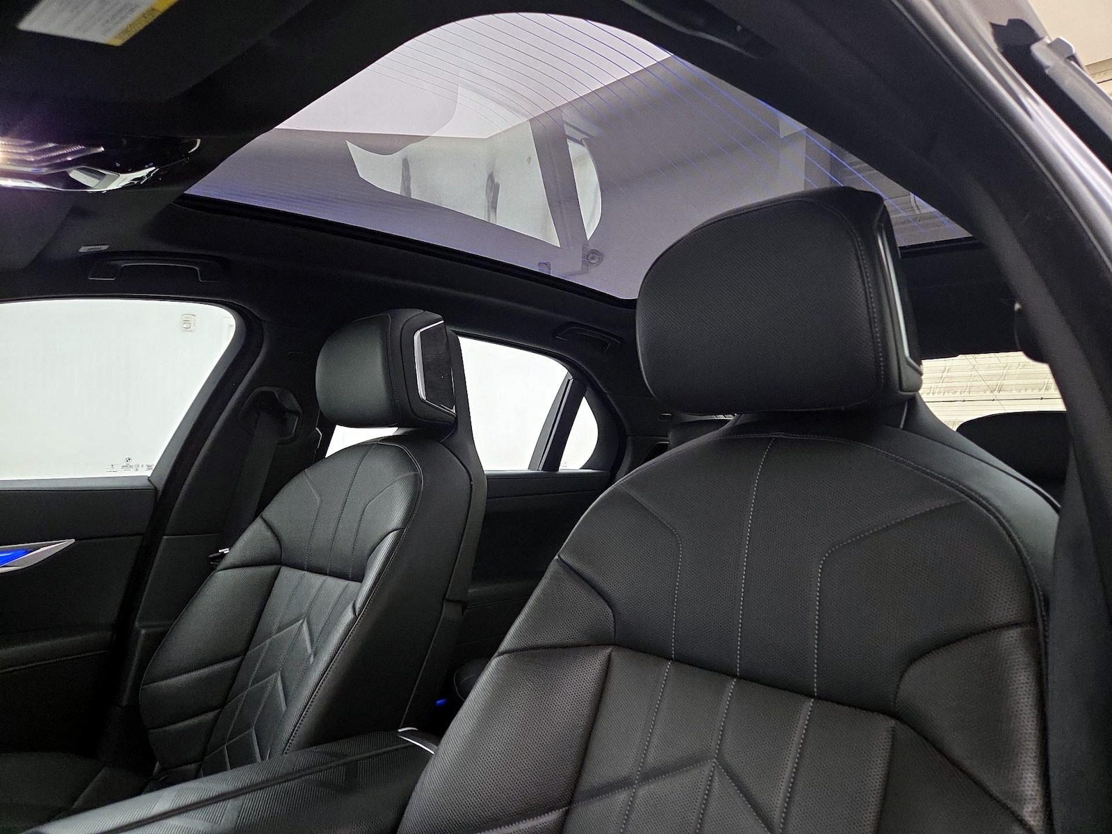 Skylight(s) & Overhead Airbags