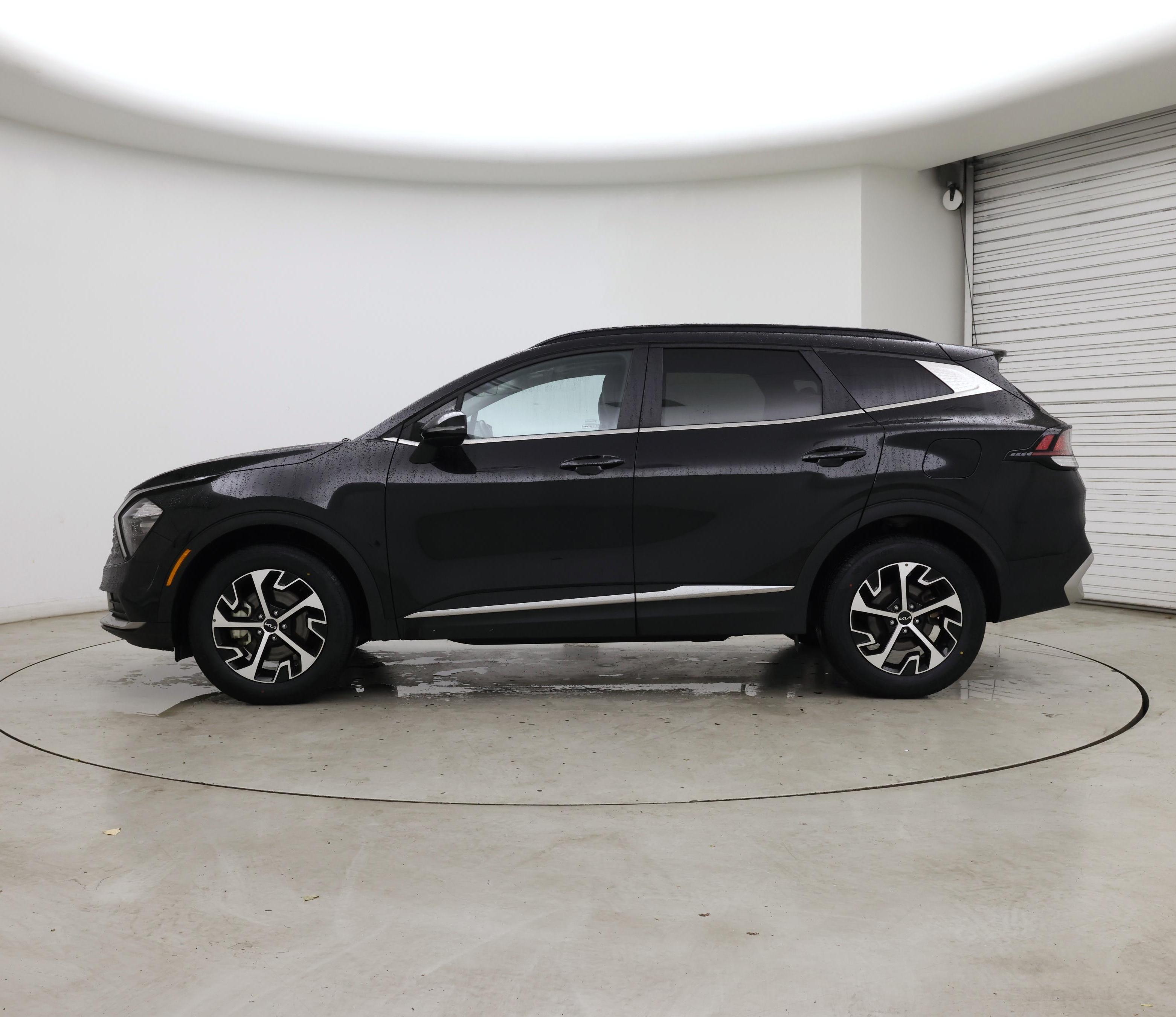 Thumbnail: 2023 Kia Sportage - 3