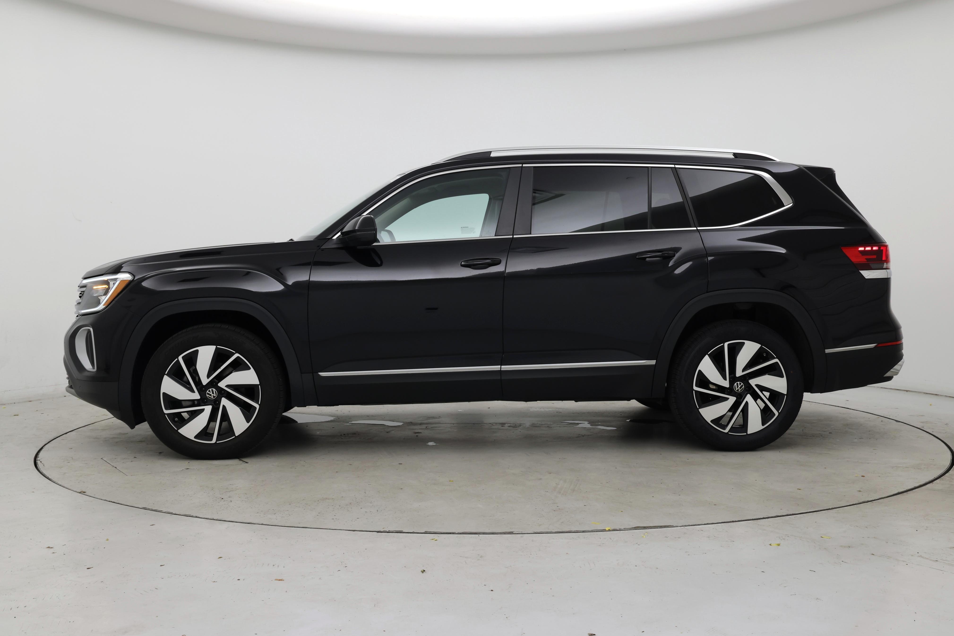 Thumbnail: 2024 Volkswagen Atlas - 3