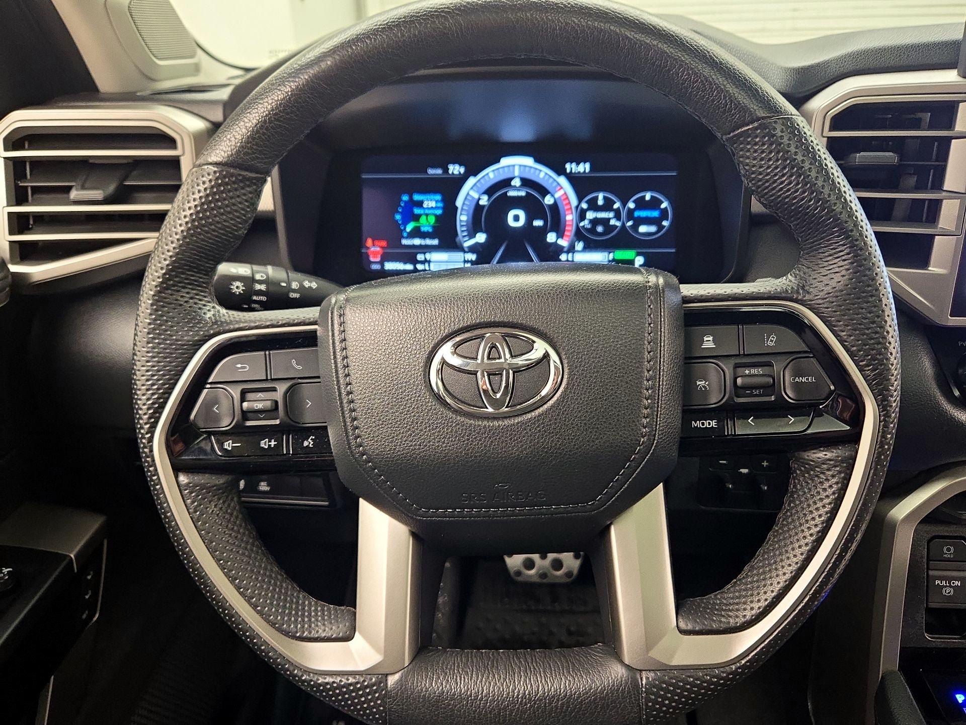 Thumbnail: 2024 Toyota Sequoia - 10
