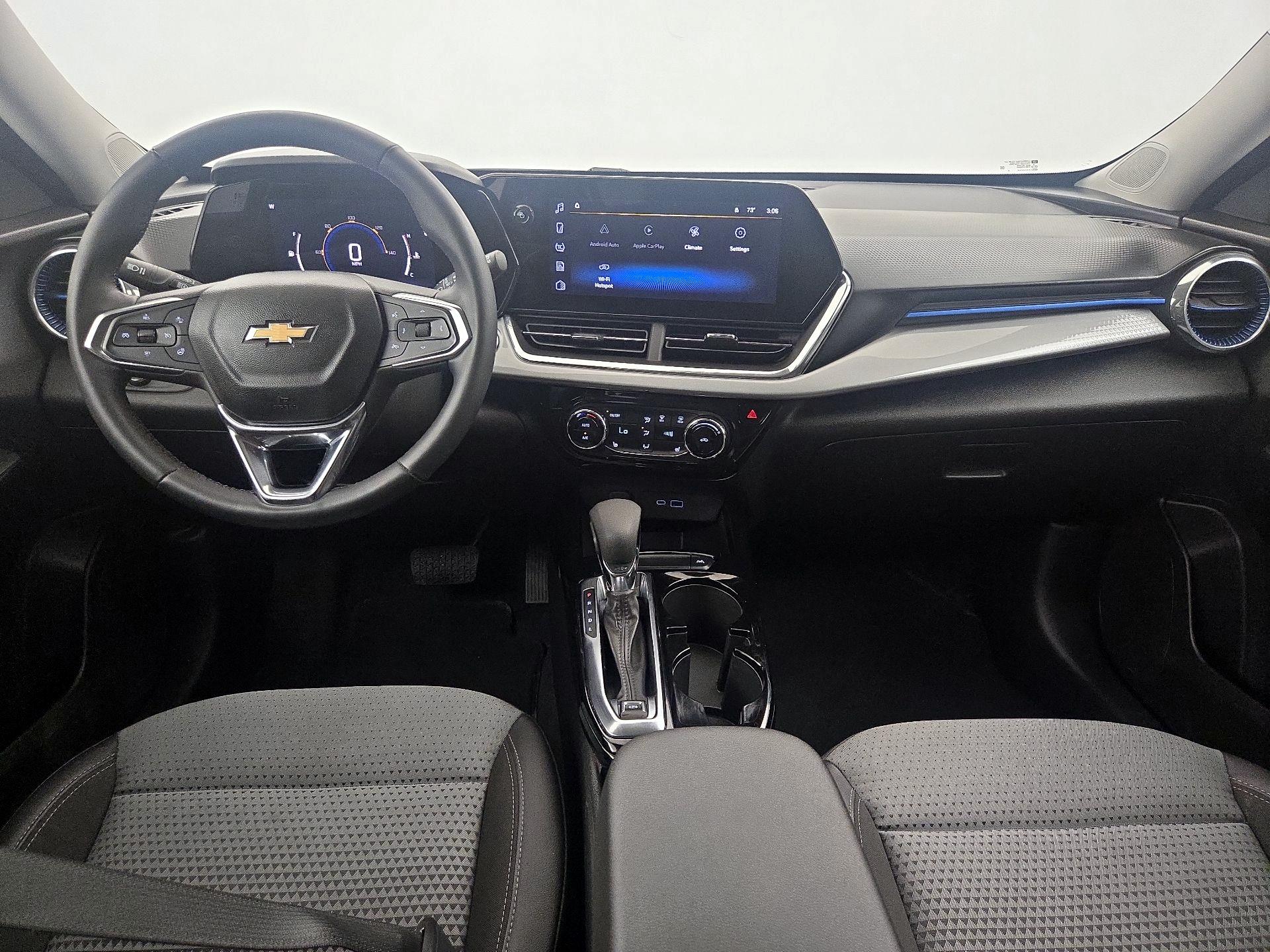 Thumbnail: 2024 Chevrolet Trax - 9