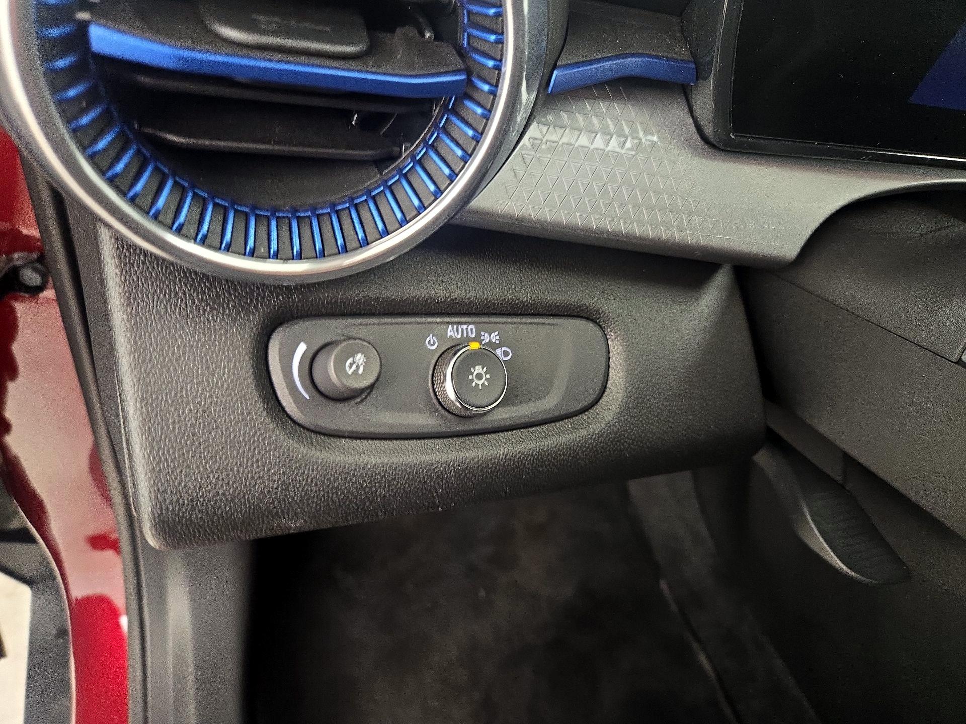 Thumbnail: 2024 Chevrolet Trax - 13