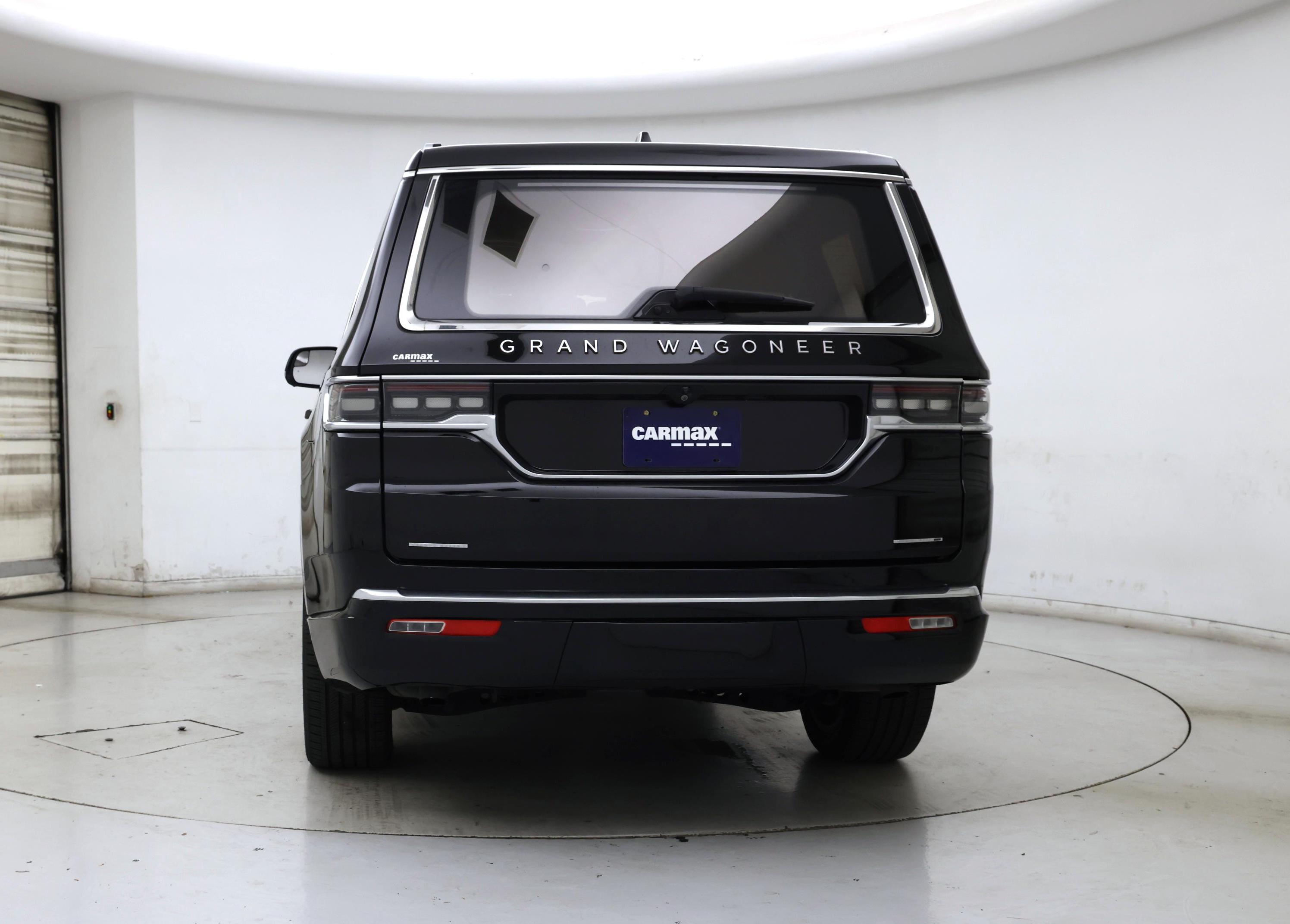 Thumbnail: 2022 Jeep Grand Wagoneer - 6