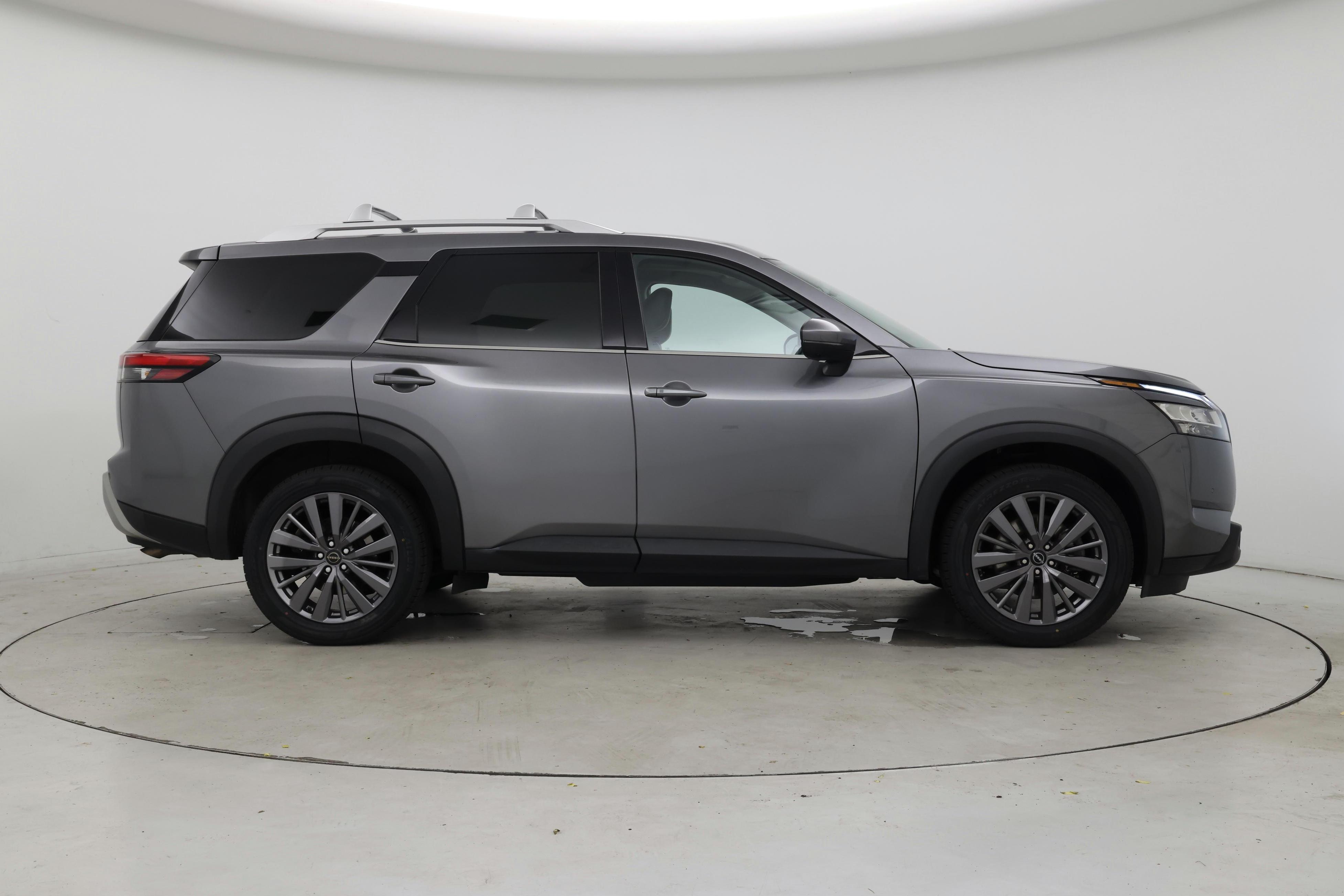 Thumbnail: 2023 Nissan Pathfinder - 7