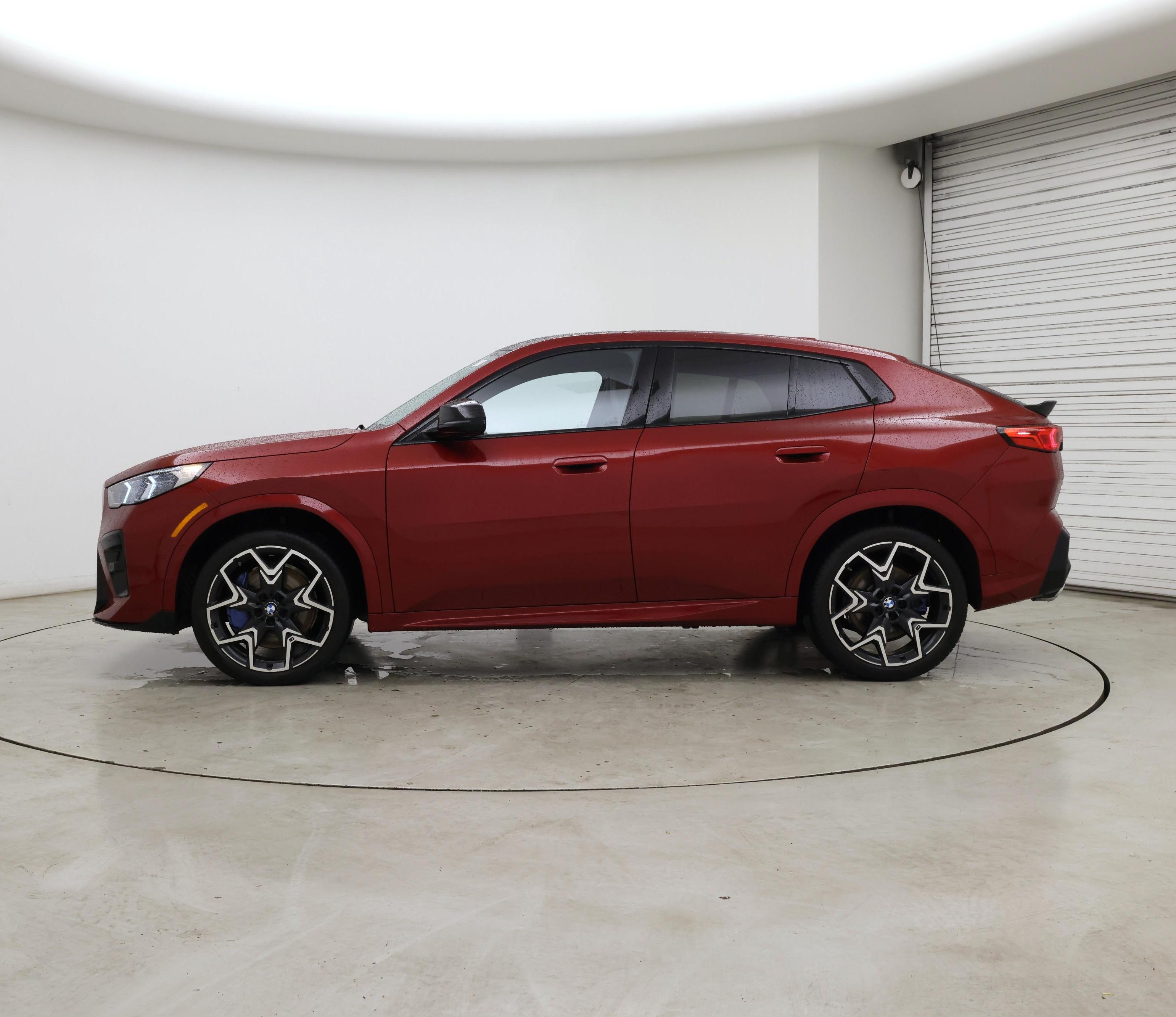 Thumbnail: 2025 BMW X2 - 3