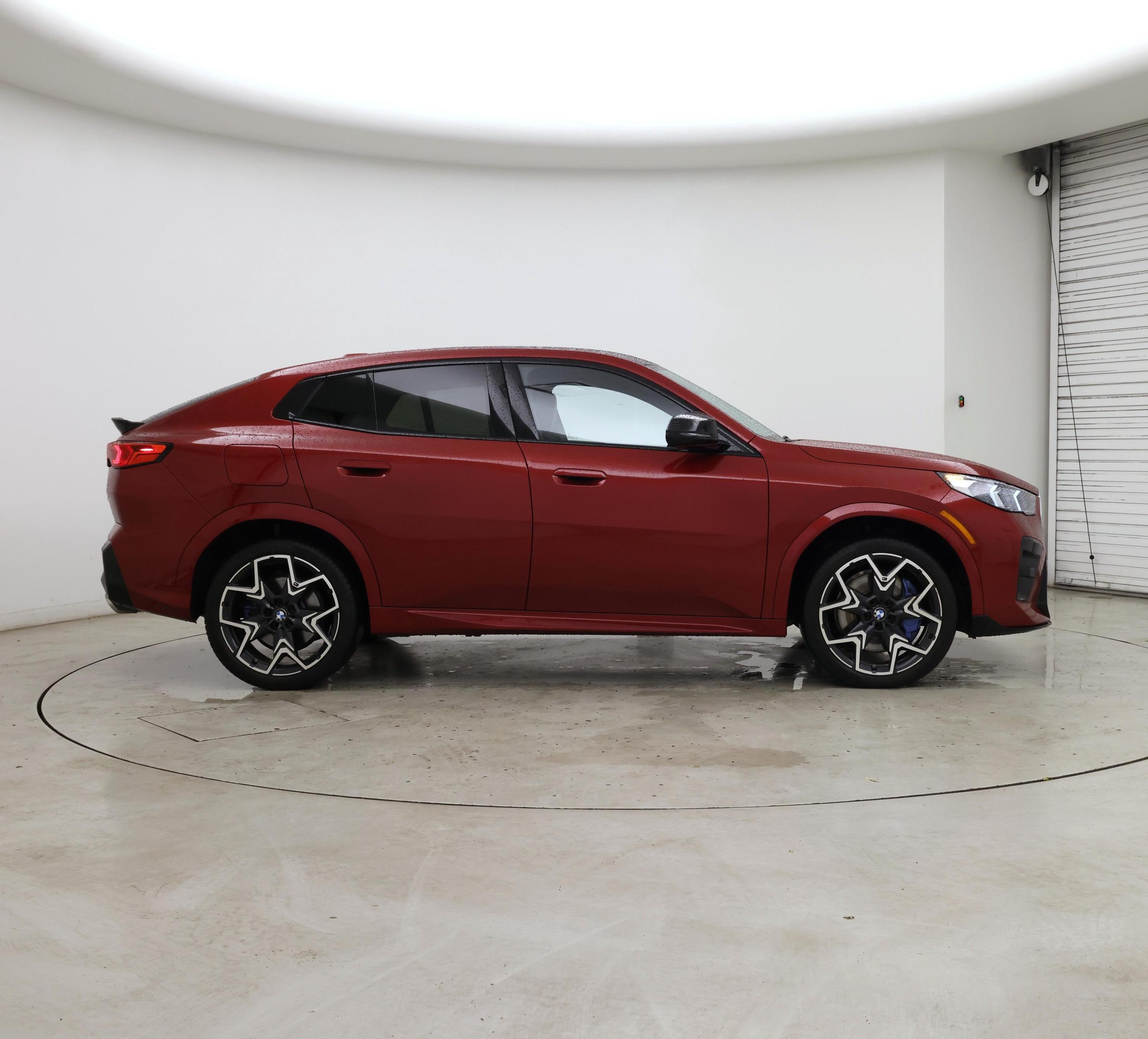 Thumbnail: 2025 BMW X2 - 7