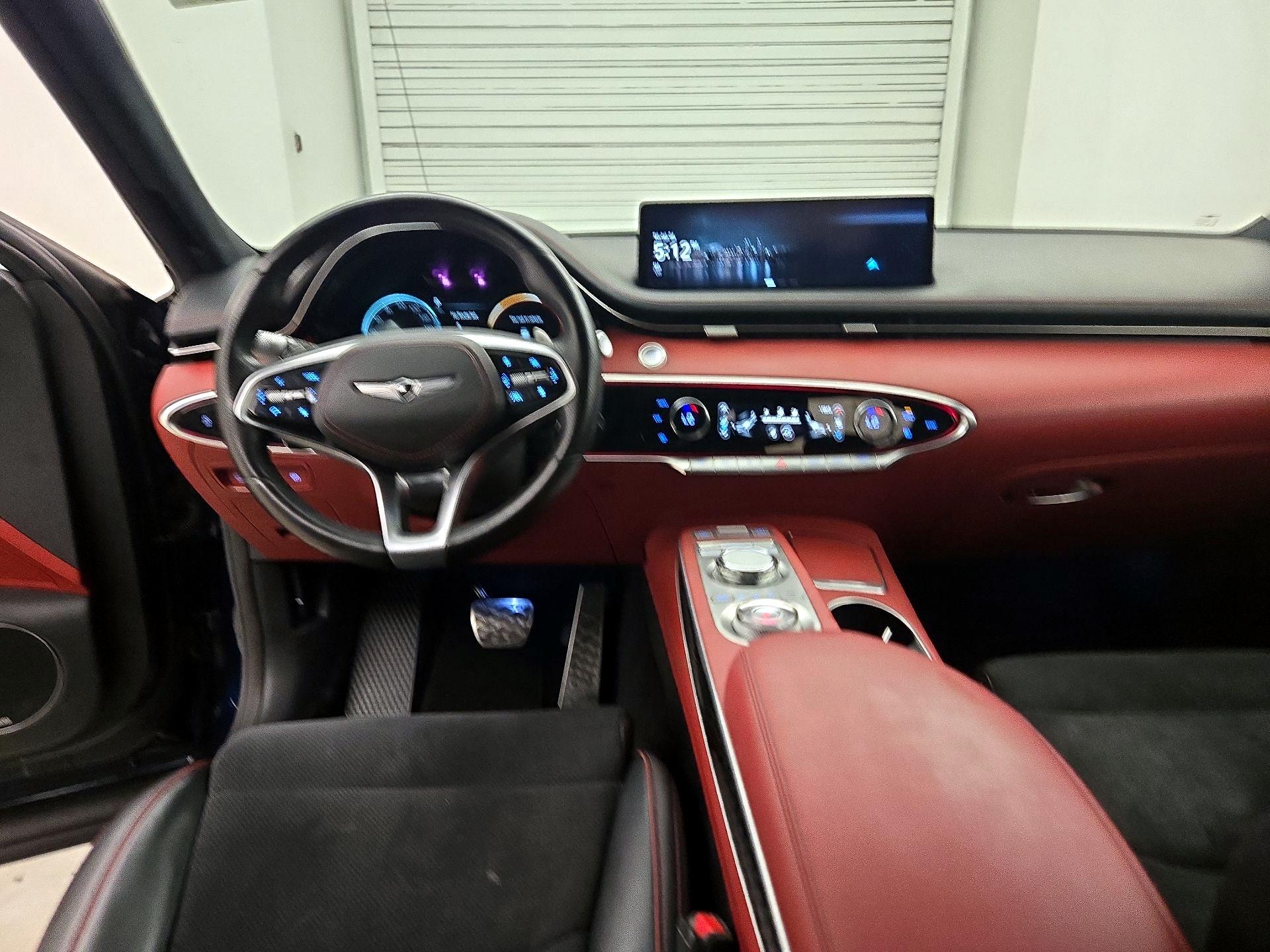 Thumbnail: 2022 Genesis GV70 - 9