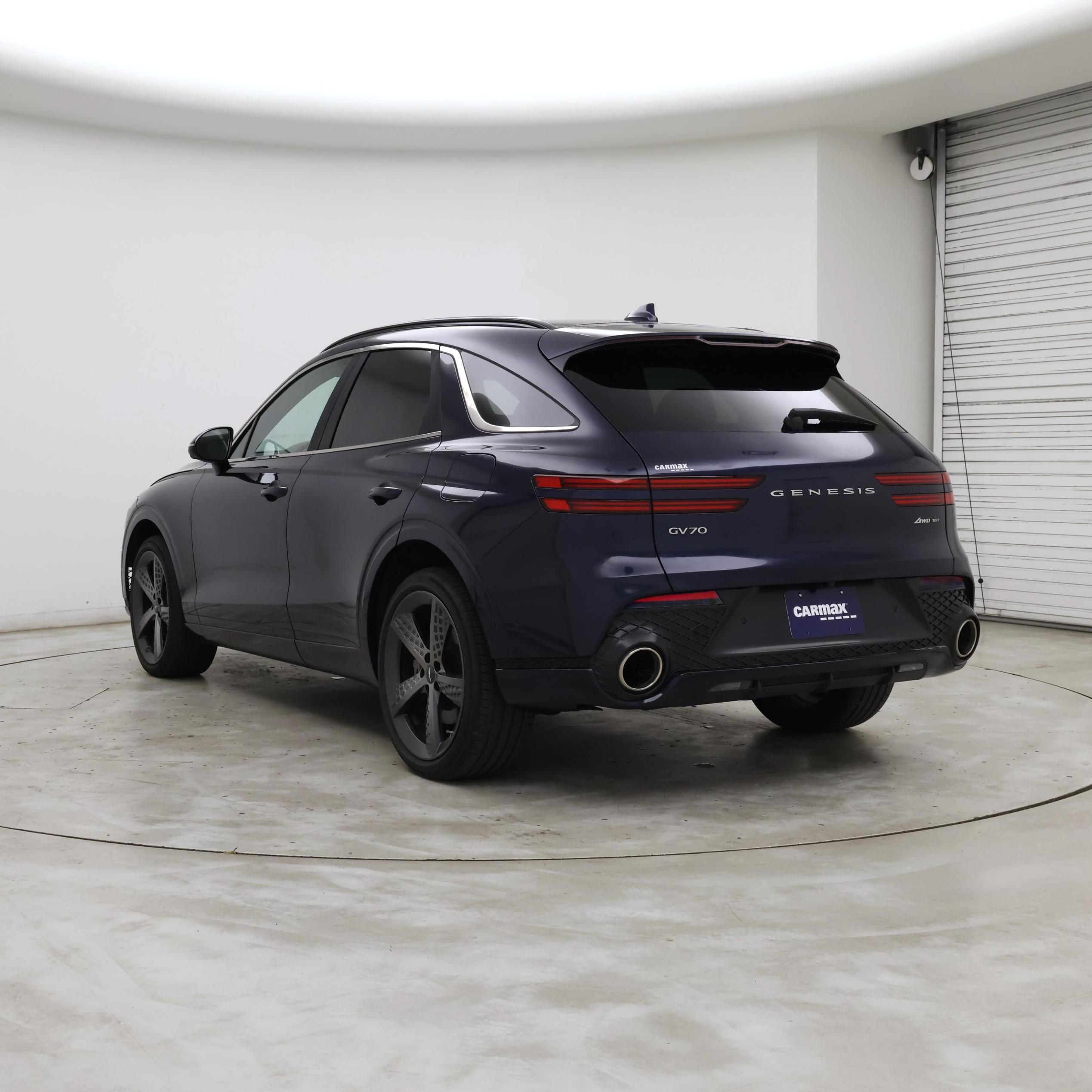 Thumbnail: 2022 Genesis GV70 - 2