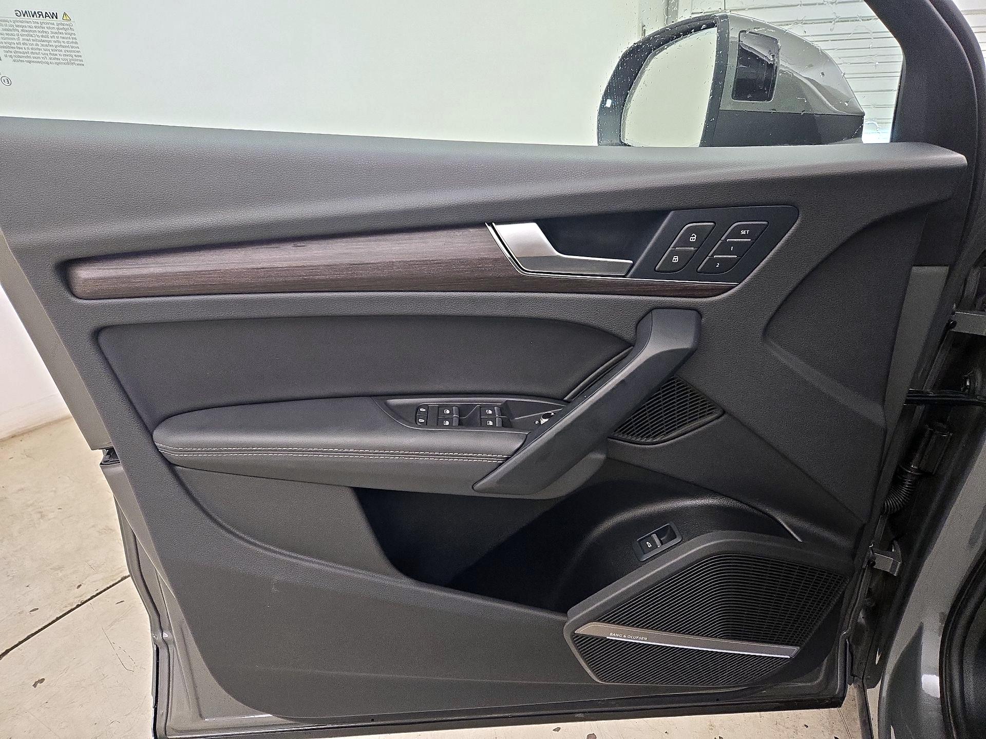 Thumbnail: 2025 Audi Q5 - 12