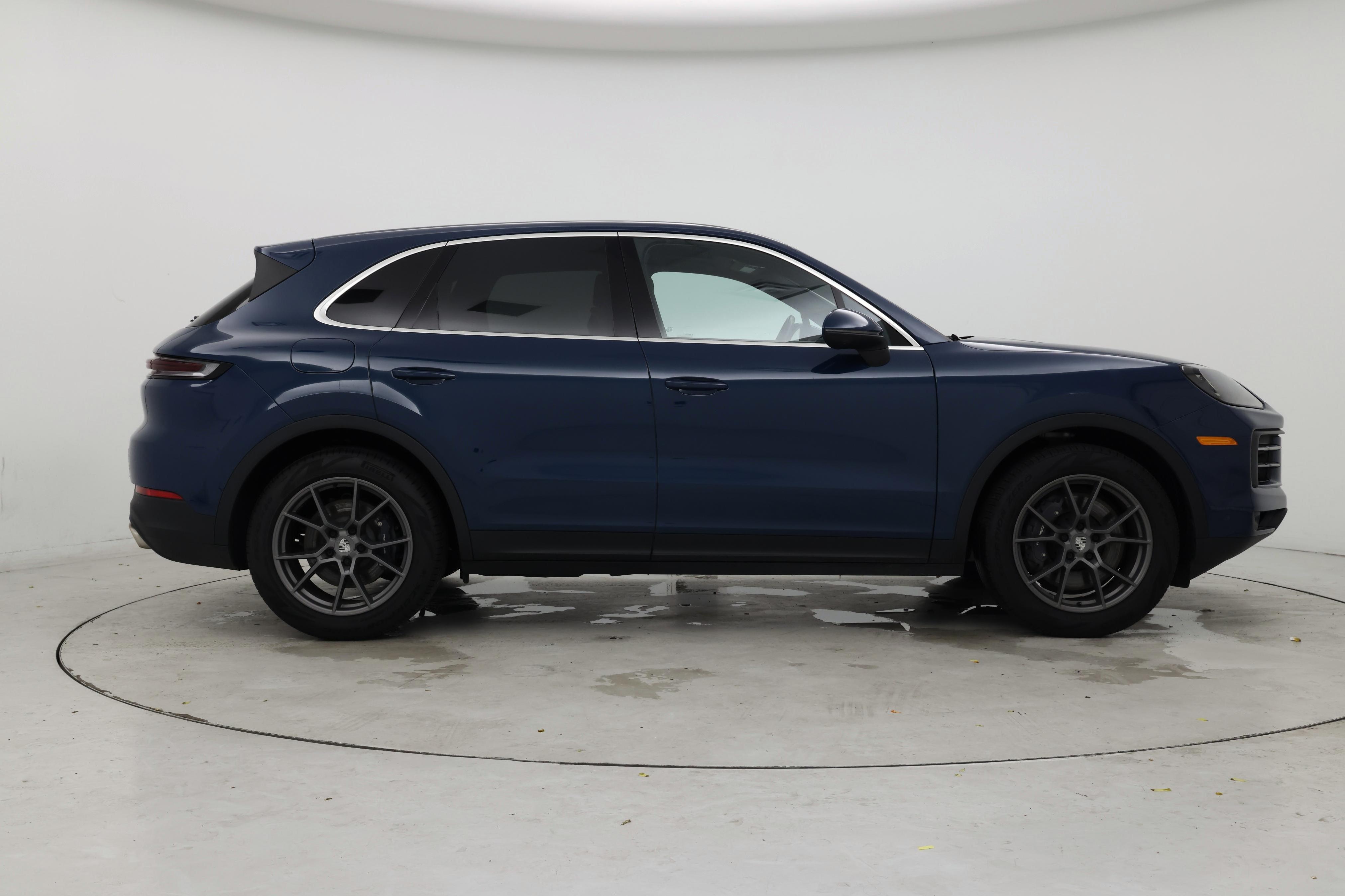 Thumbnail: 2025 Porsche Cayenne - 7