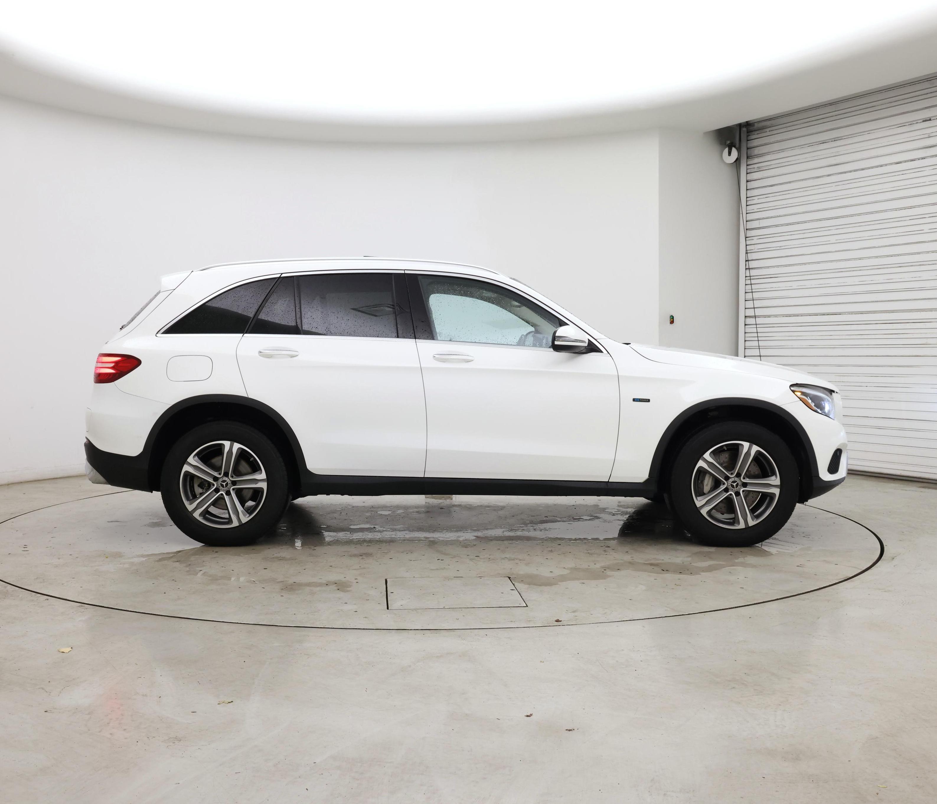 Thumbnail: 2019 Mercedes-Benz GLC - 7