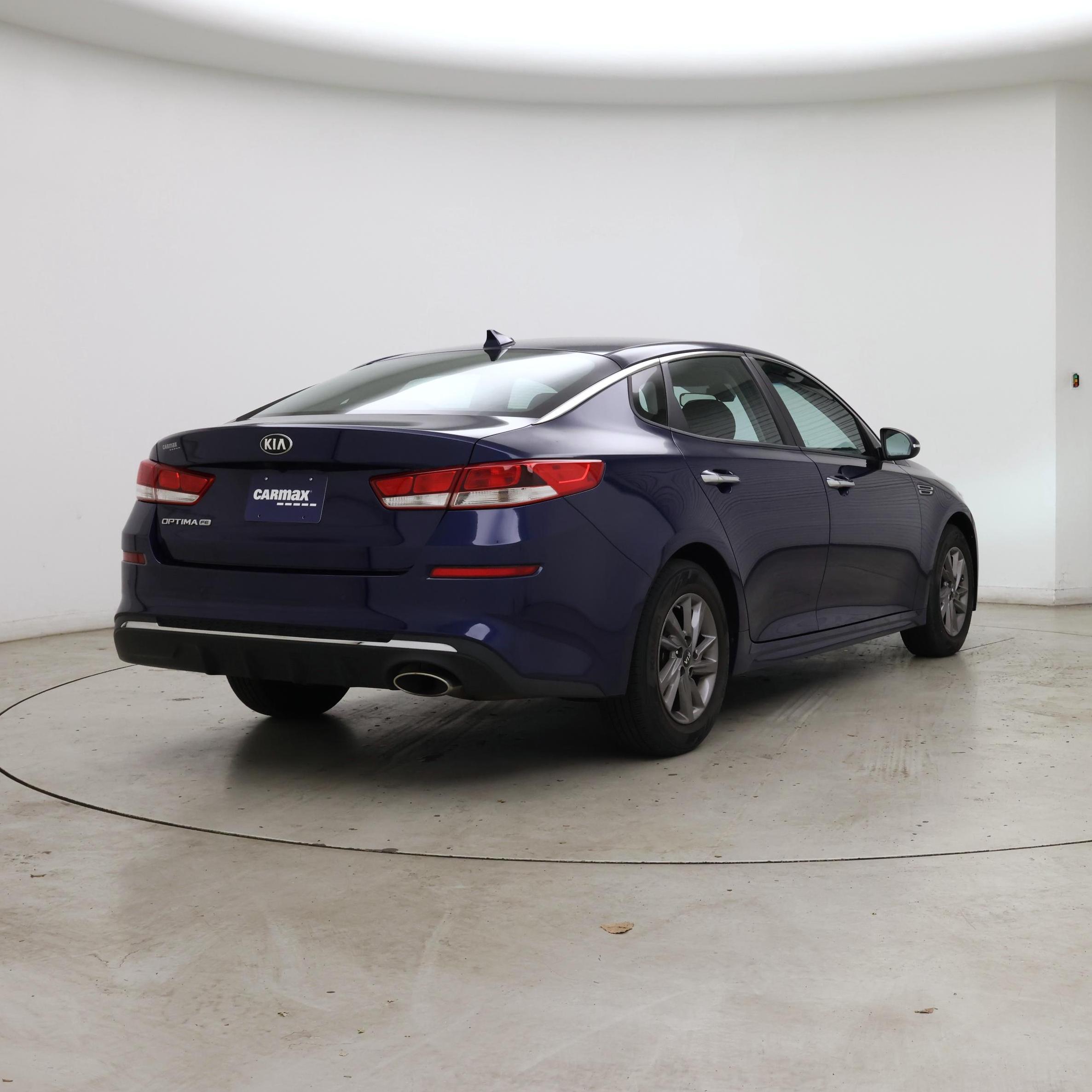 Thumbnail: 2020 Kia Optima - 8