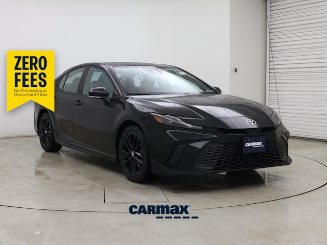 Black 2025 Toyota Camry Sedan Front-Wheel Drive Automatic