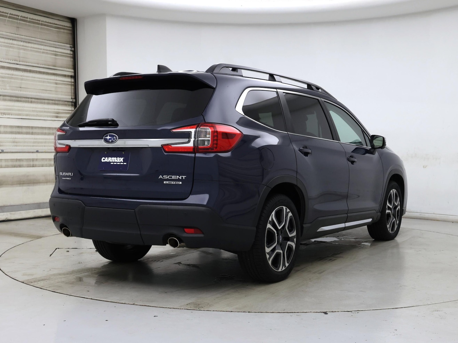 2023 Subaru Ascent Limited - Photo 9