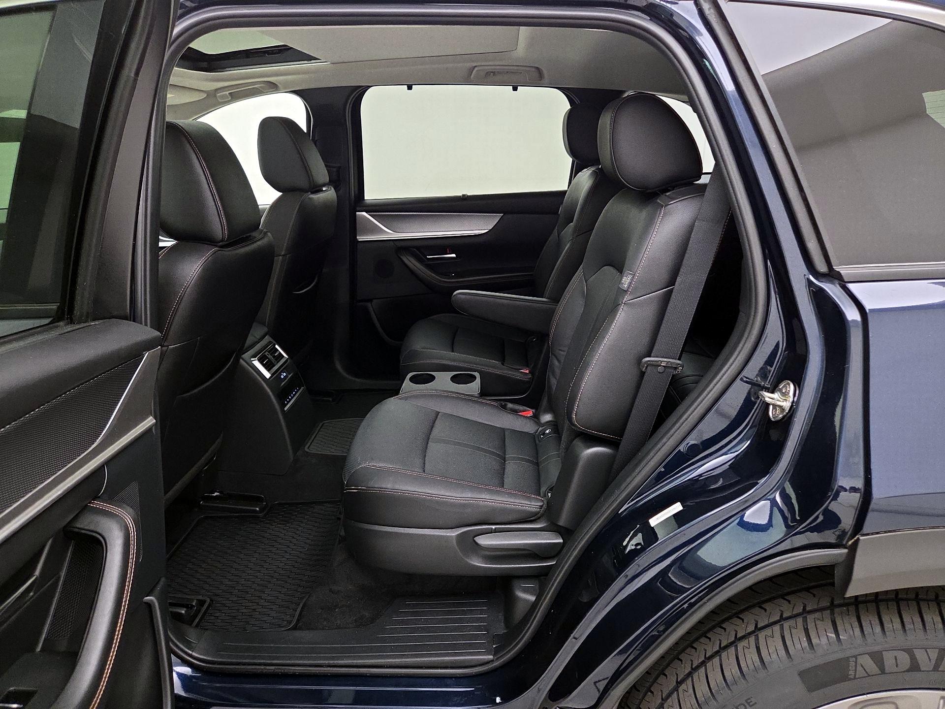 Thumbnail: 2024 Mazda CX-90 - 18