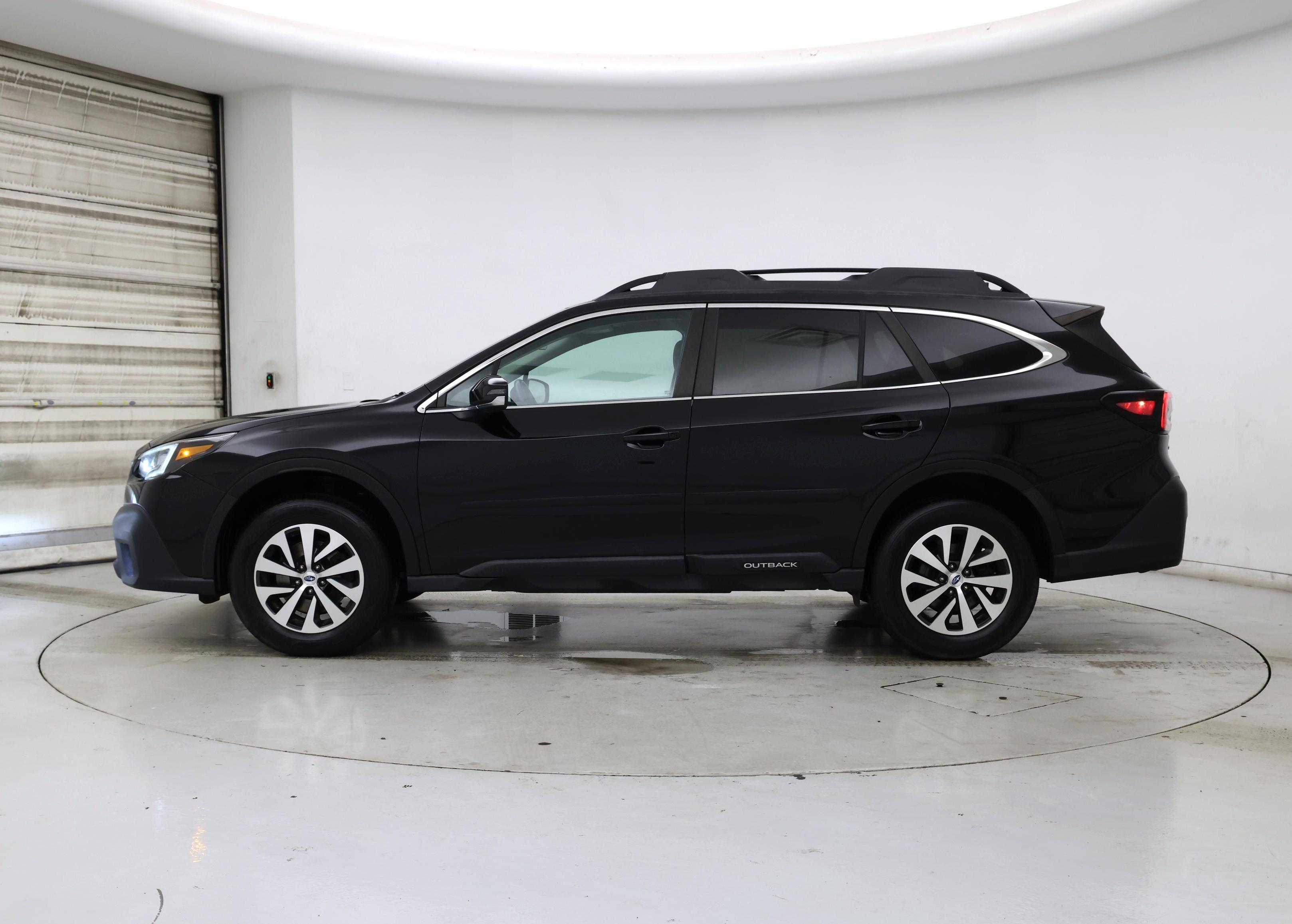 Thumbnail: 2021 Subaru Outback - 3