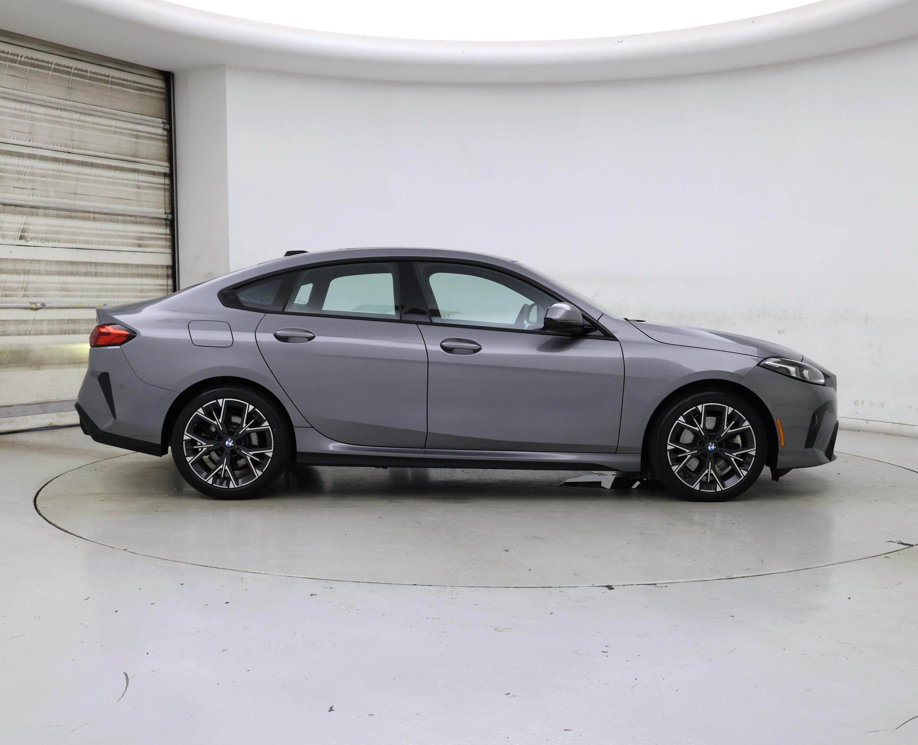 Thumbnail: 2025 BMW 2 Series - 7