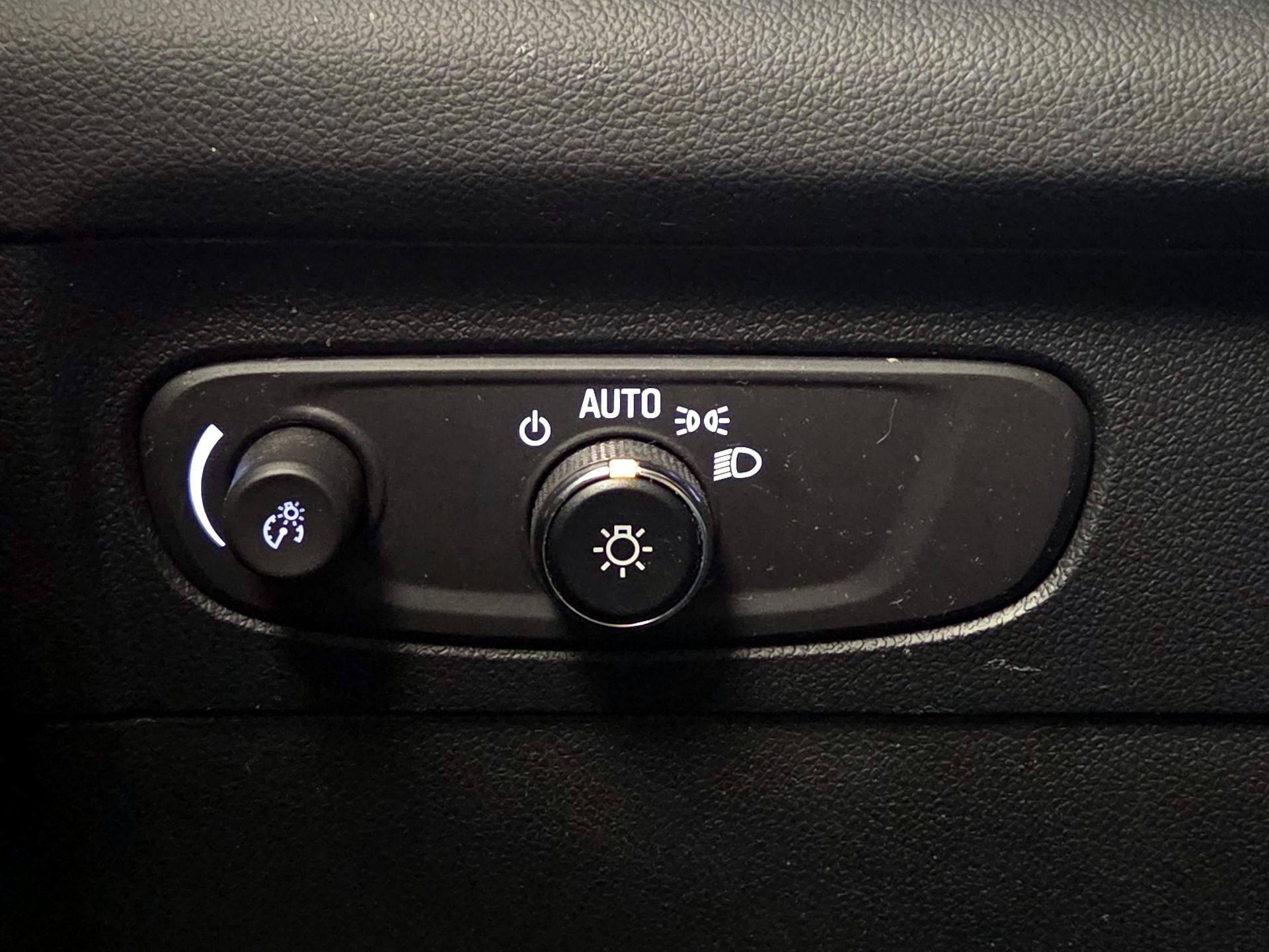Thumbnail: 2023 Buick Envision - 13