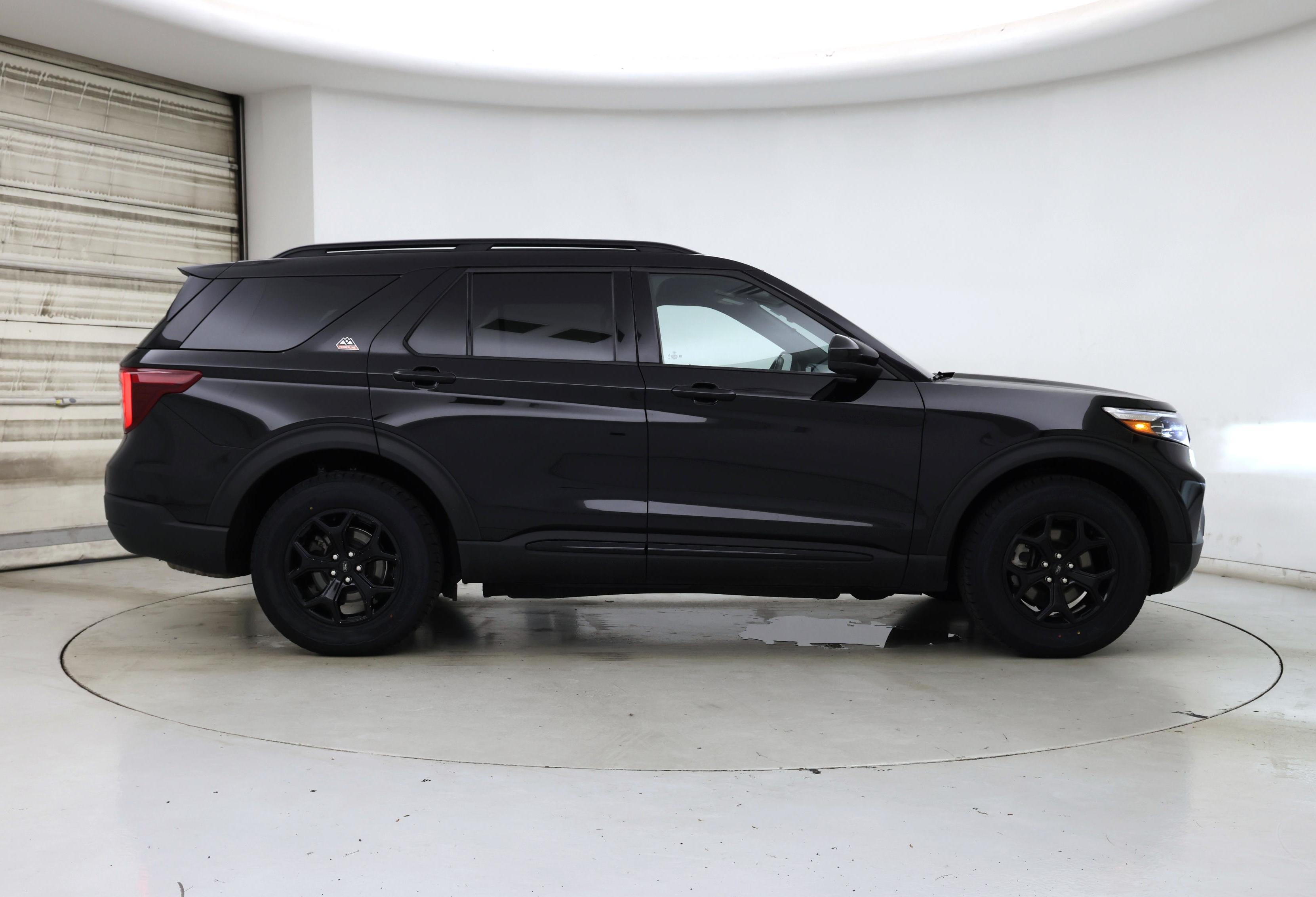 Thumbnail: 2023 Ford Explorer - 7