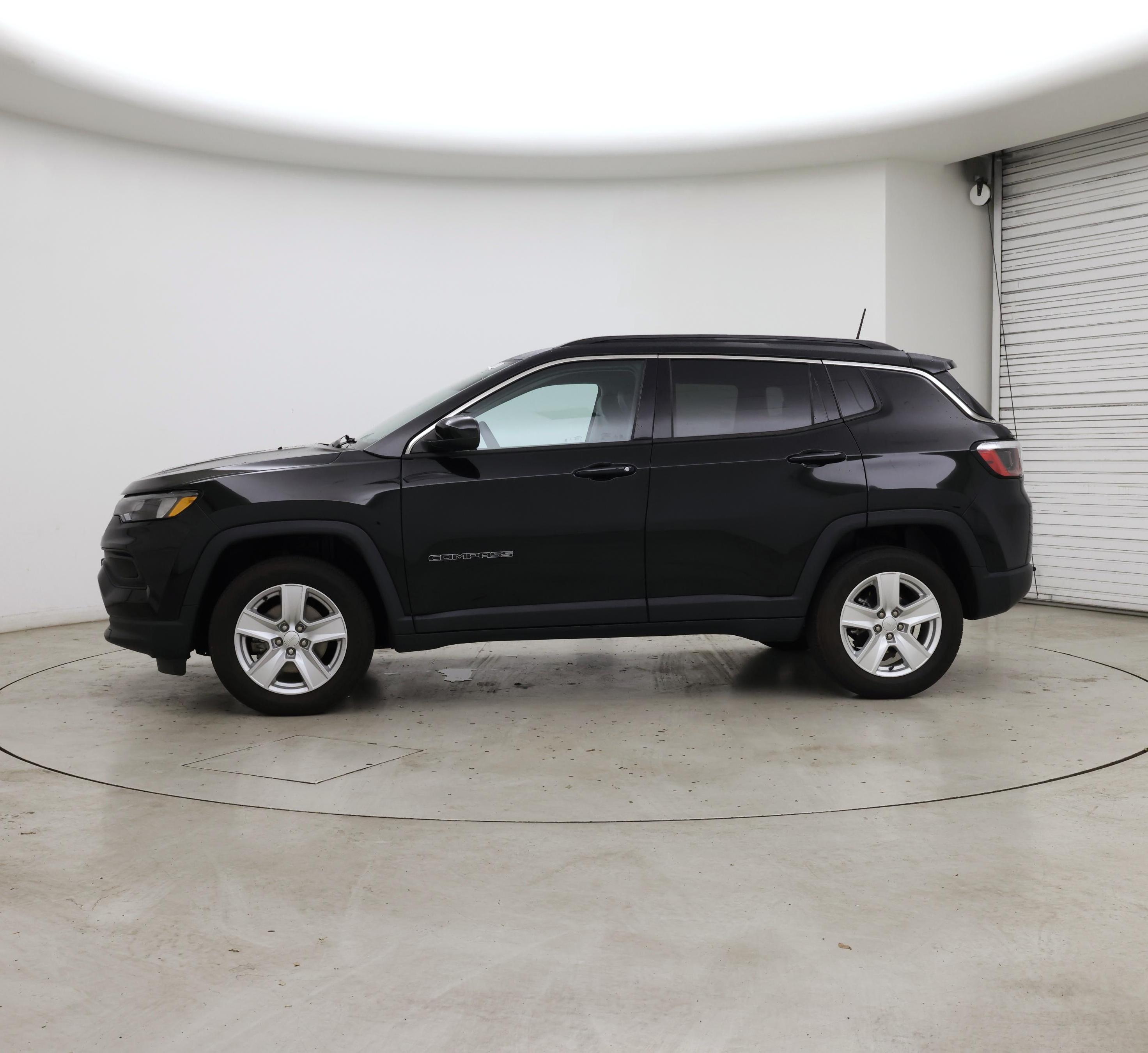 Thumbnail: 2022 Jeep Compass - 3