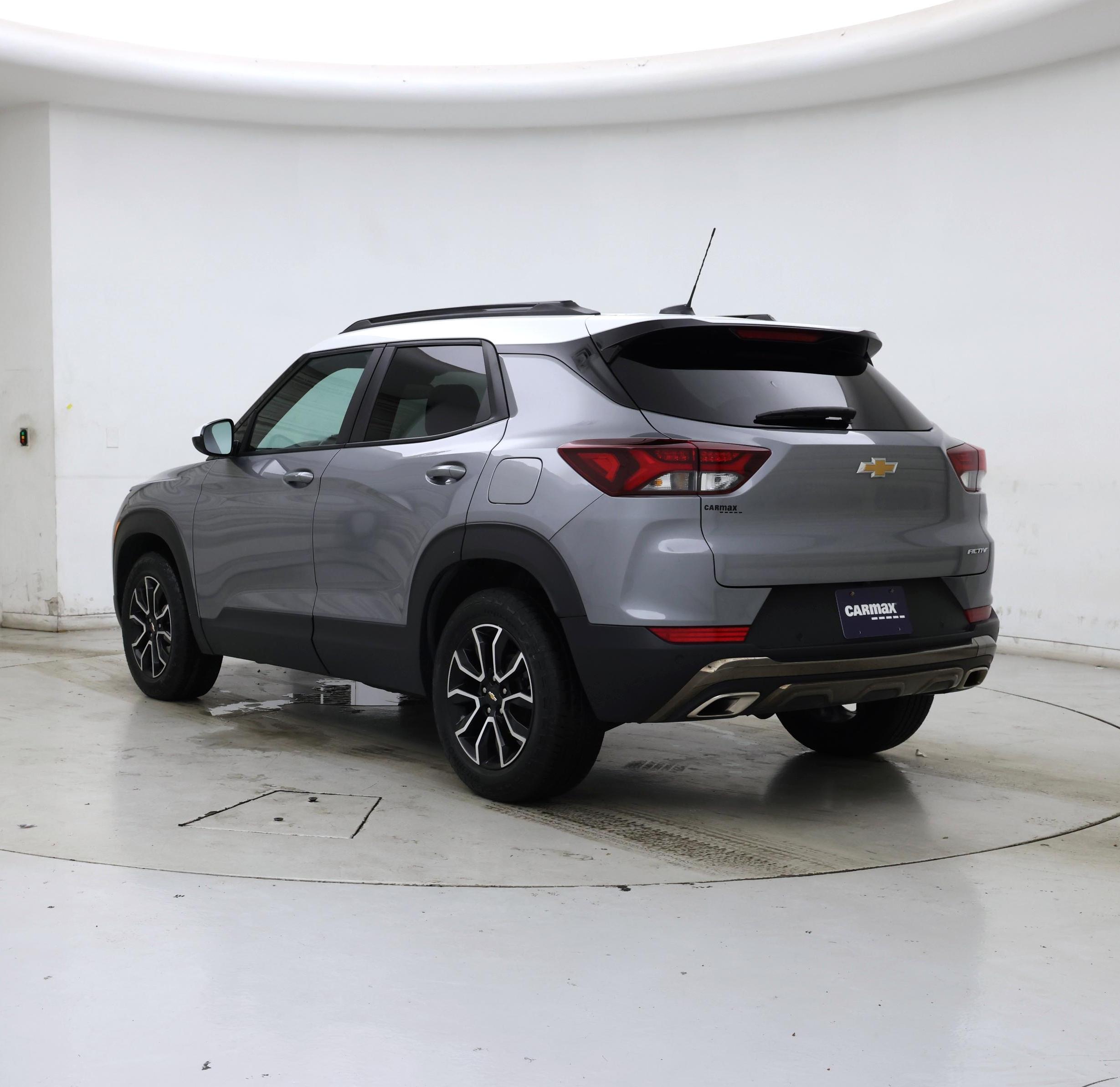 Thumbnail: 2023 Chevrolet TrailBlazer - 2