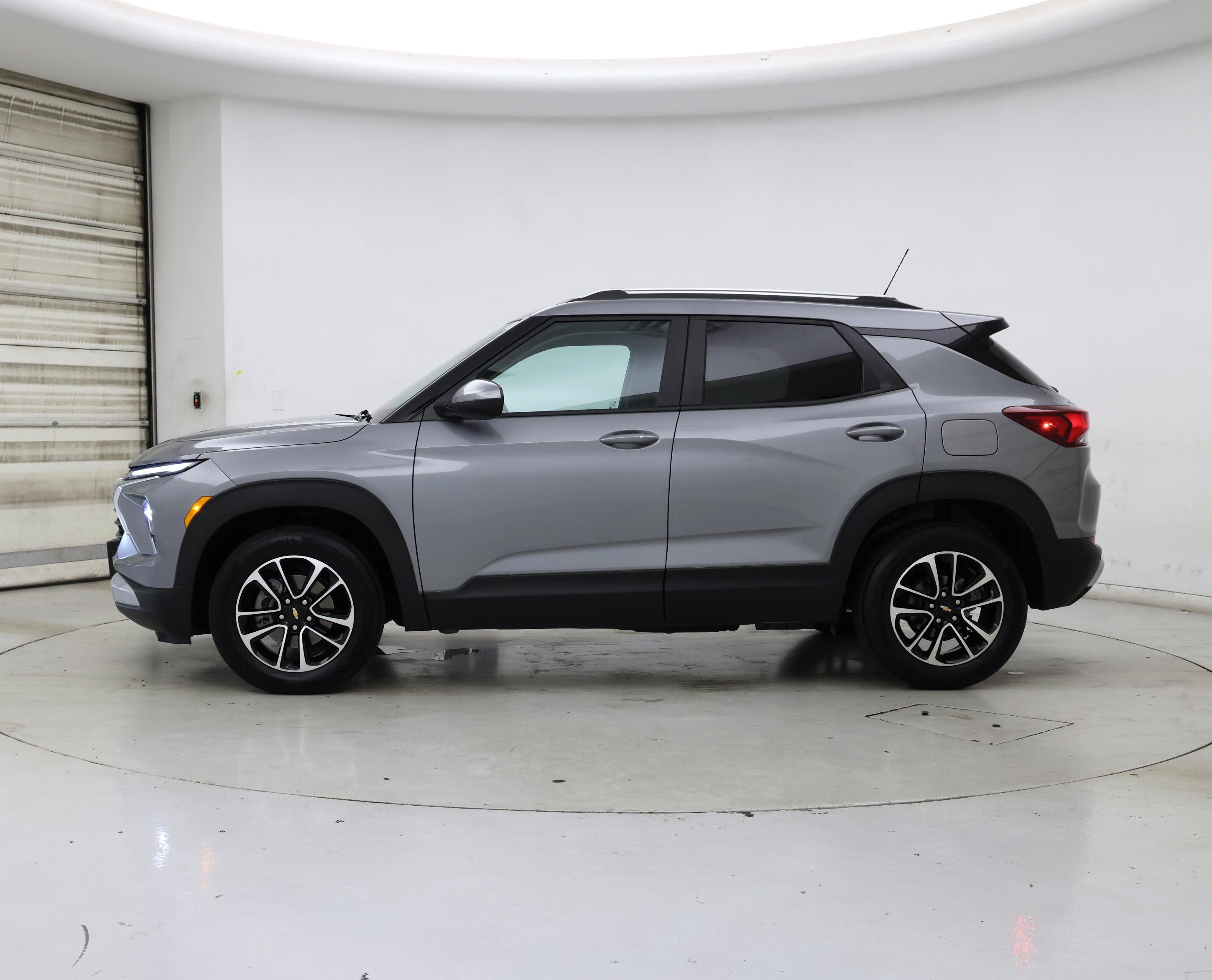 Thumbnail: 2024 Chevrolet TrailBlazer - 3
