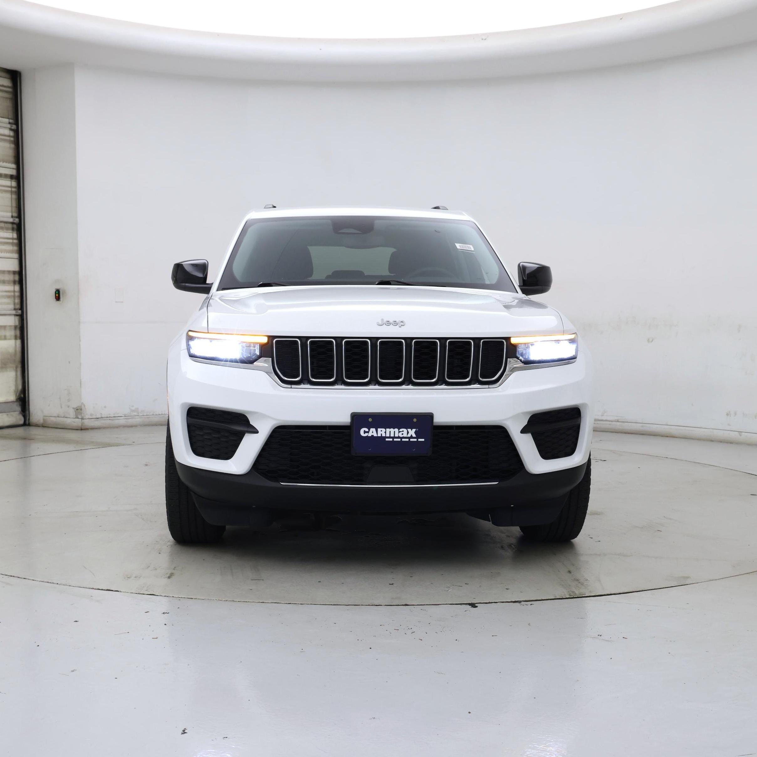 Thumbnail: 2023 Jeep Grand Cherokee - 5